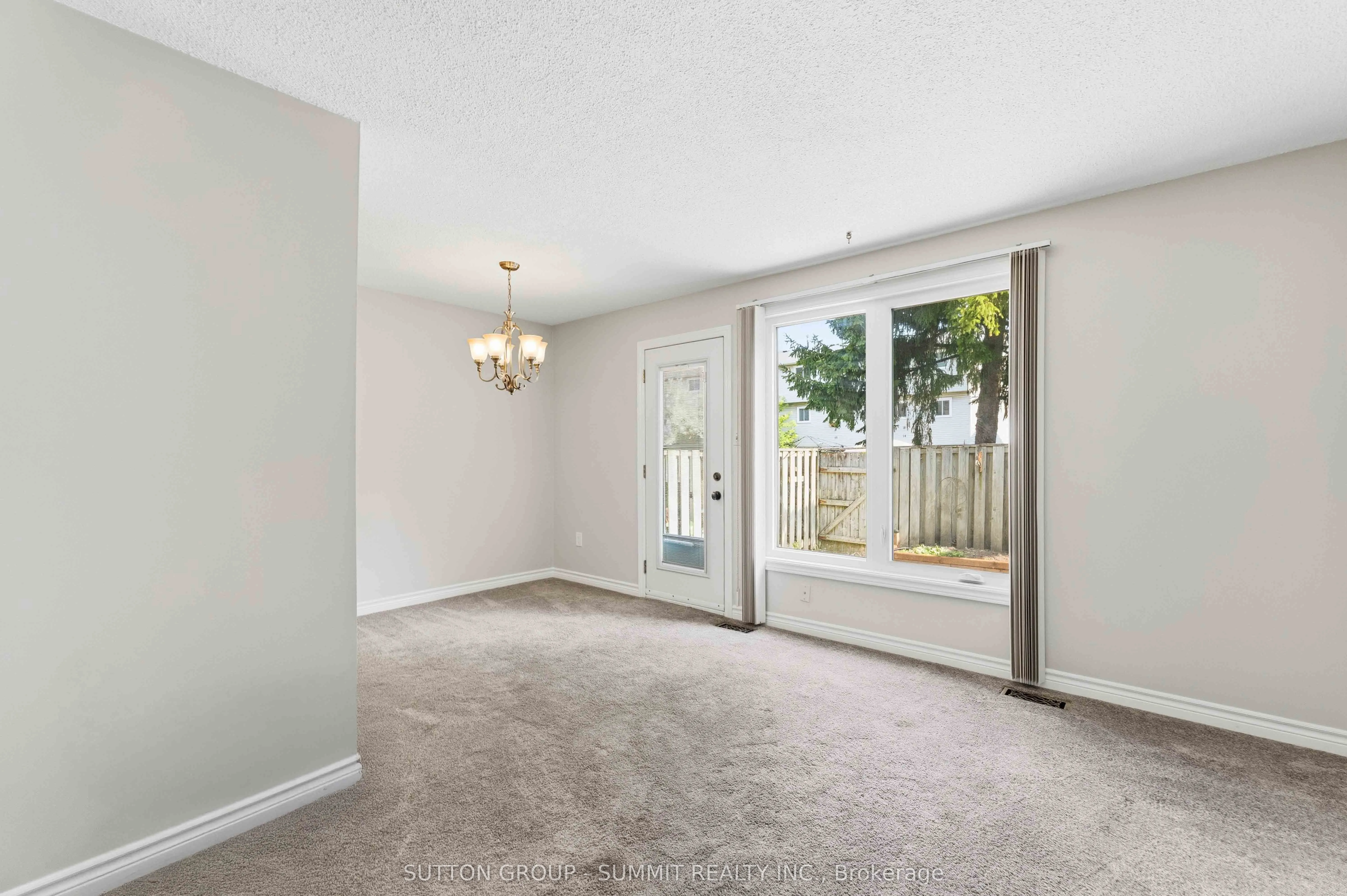 1396 UPPER OTTAWA Street #27