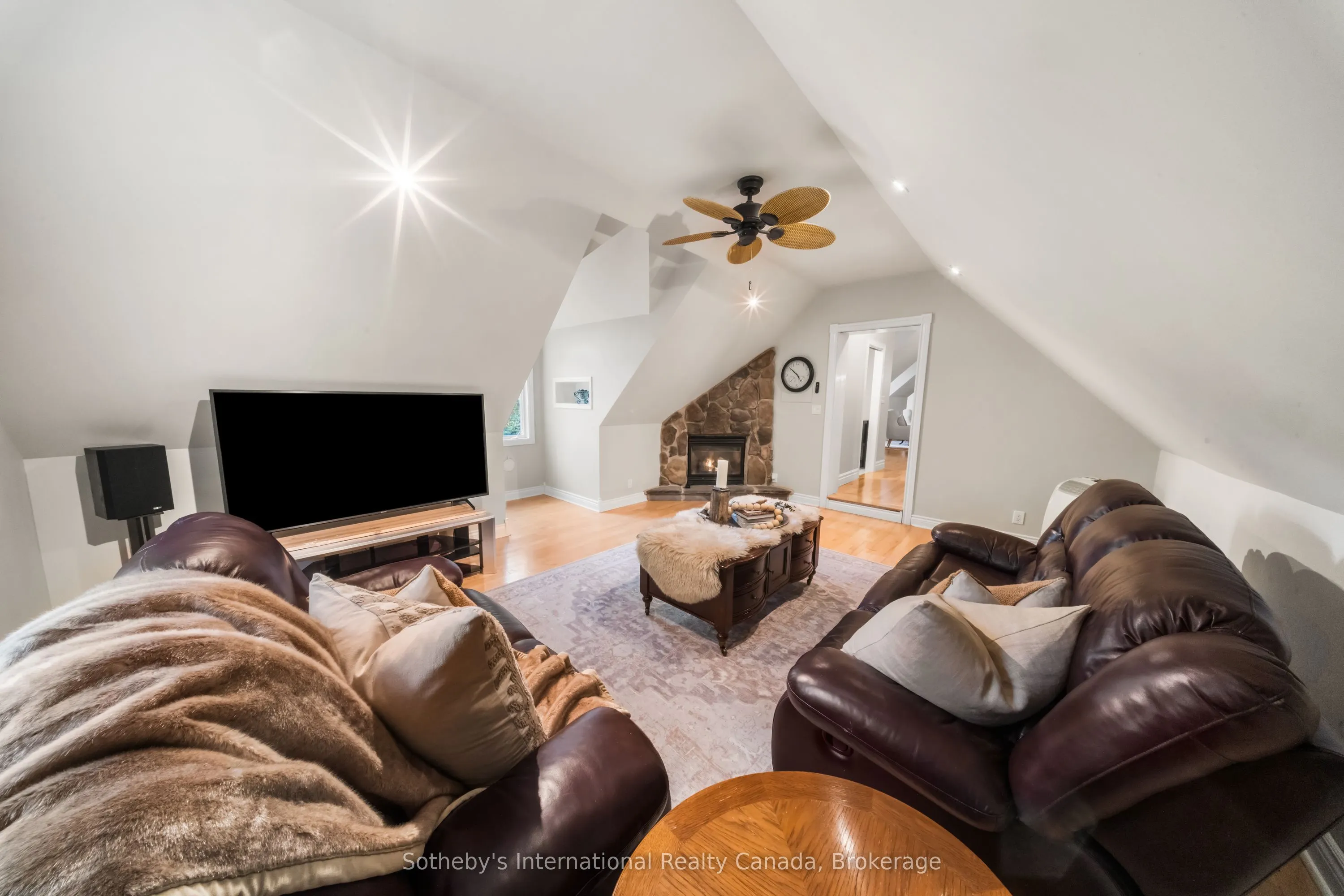 1259 Golf Course Road