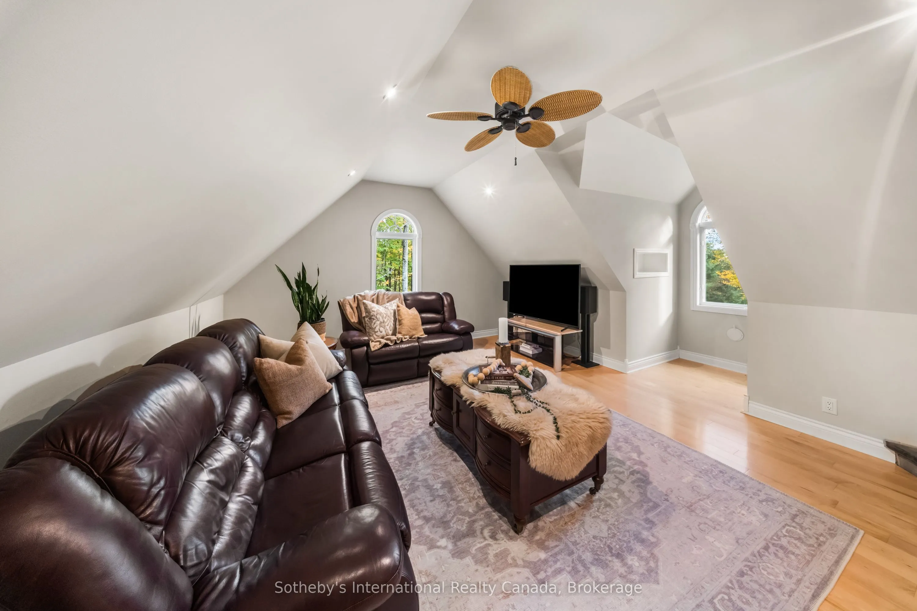 1259 Golf Course Road