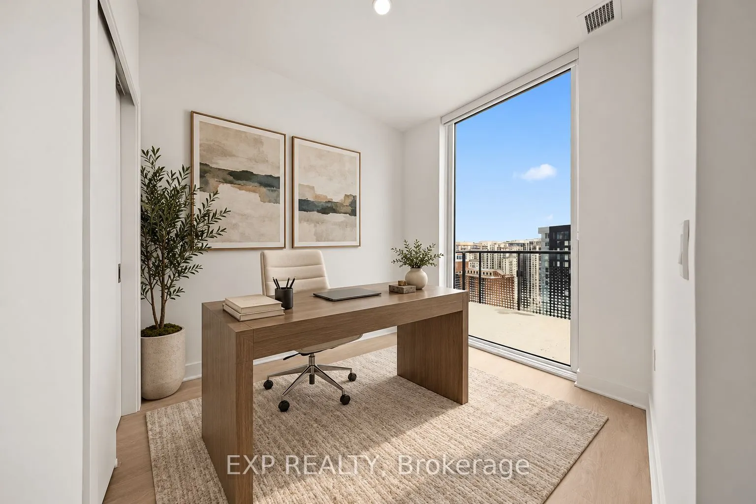74 Nicholas Street ##2105