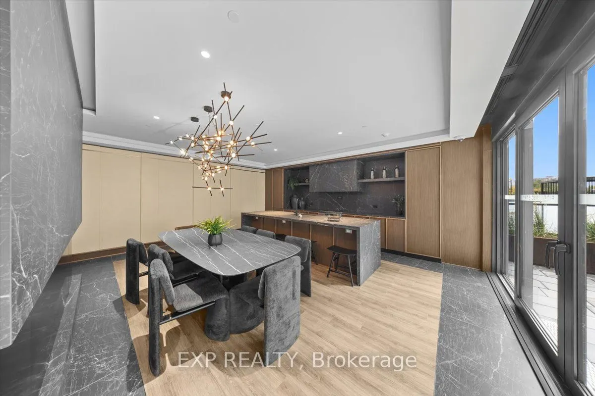 74 Nicholas Street ##2105