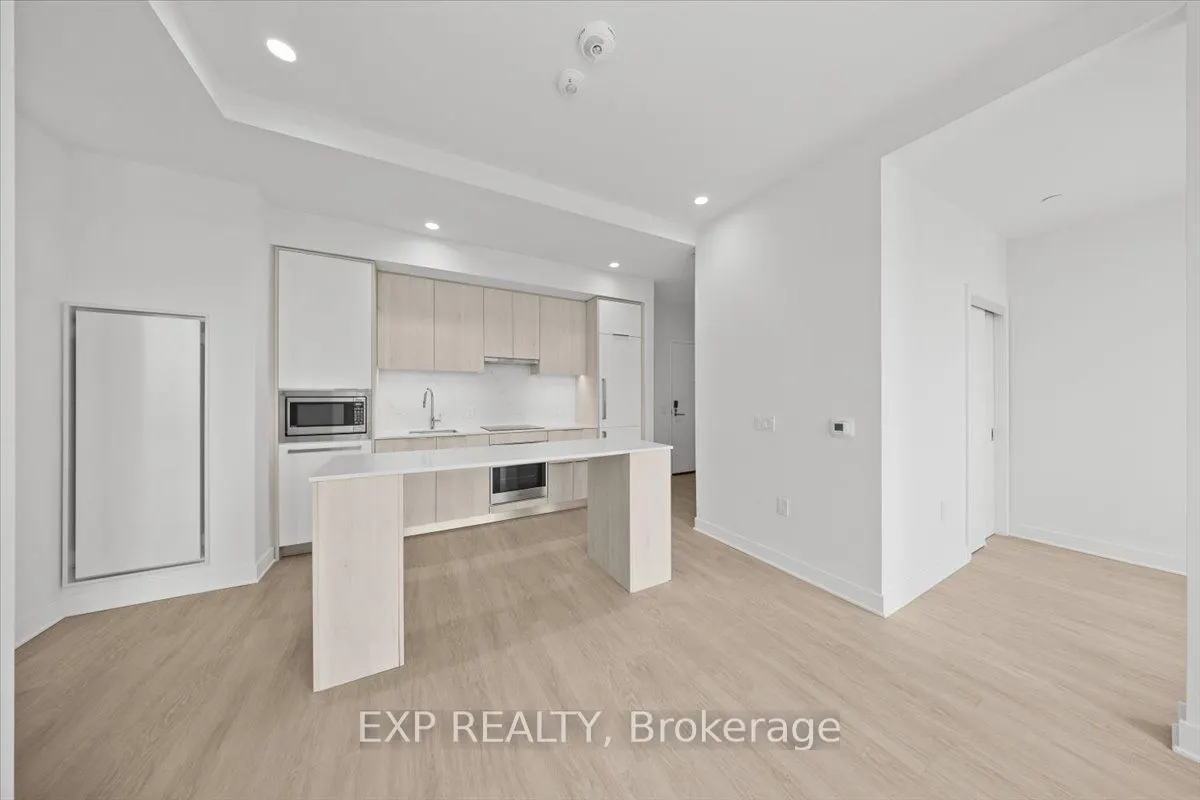 74 Nicholas Street ##2105