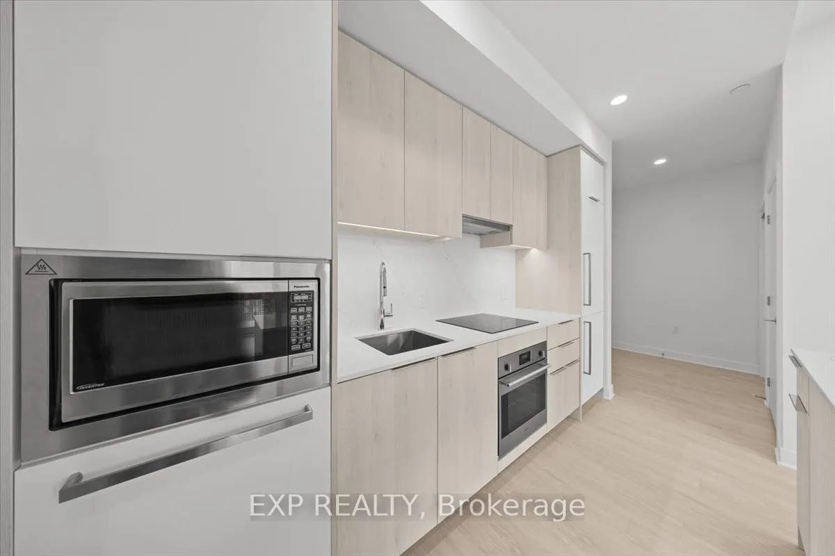74 Nicholas Street ##2105