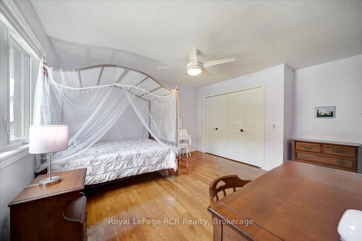 303 6th Avenue W