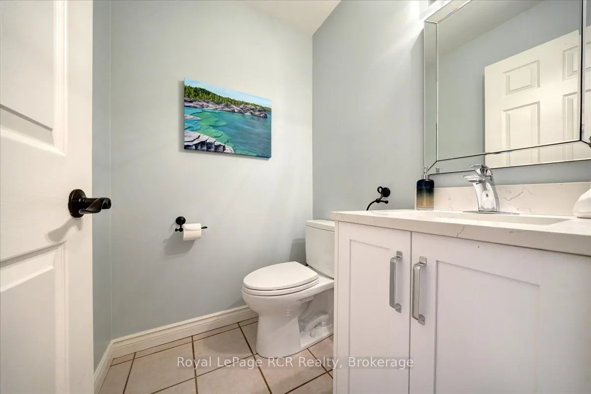 303 6th Avenue W