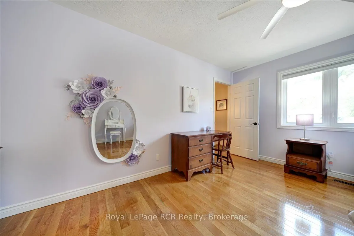 303 6th Avenue W