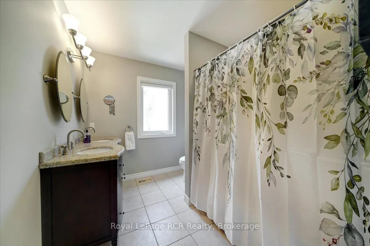 303 6th Avenue W