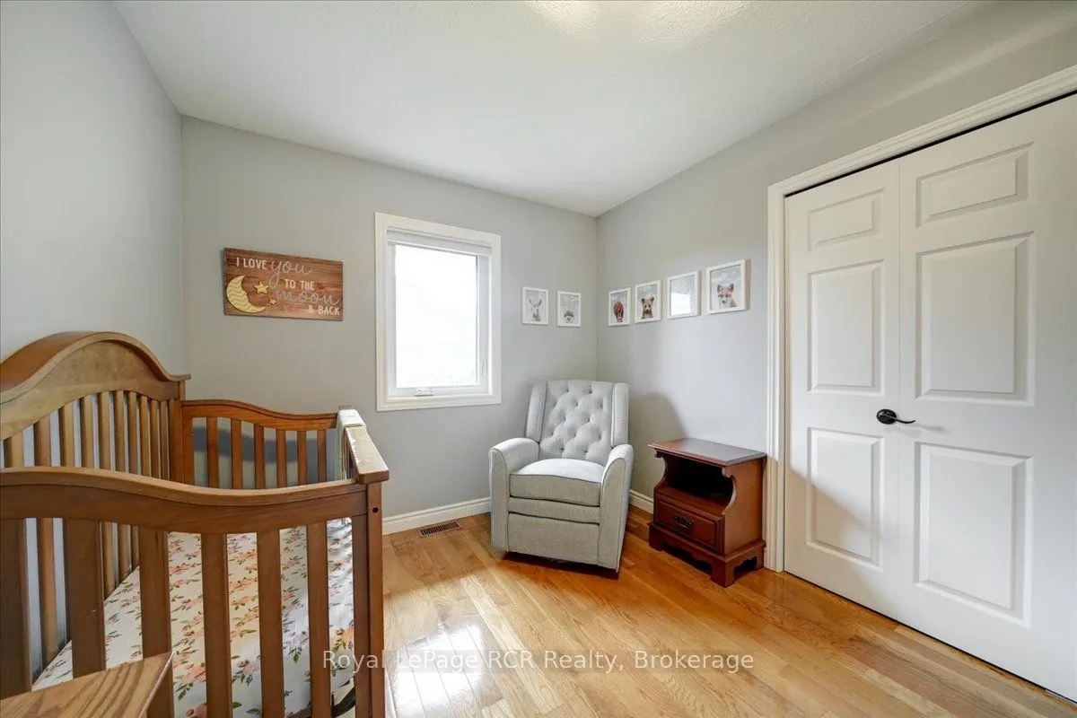 303 6th Avenue W