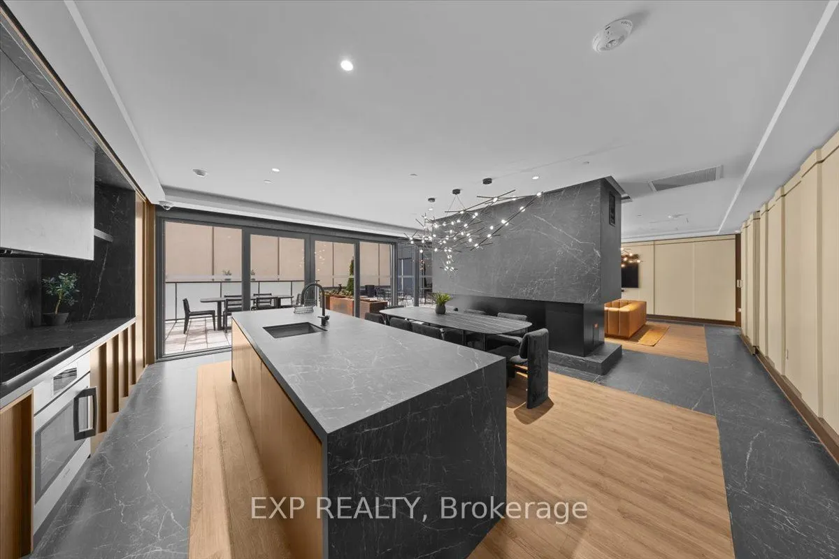 74 Nicholas Street ##2013