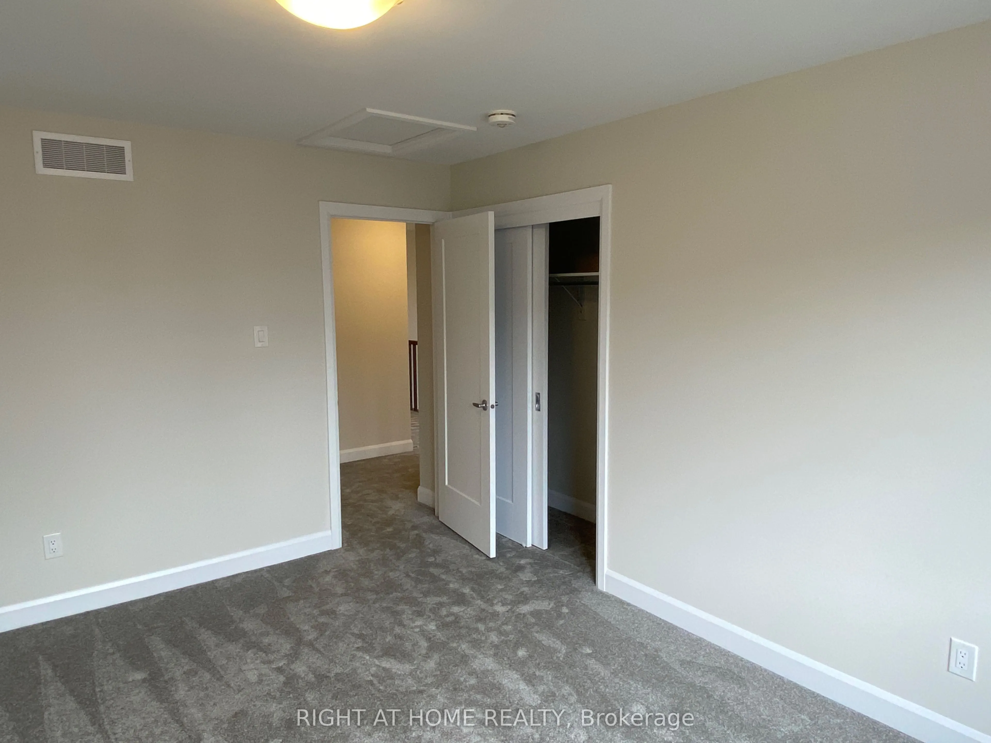 608 MOONFLOWER Crescent
