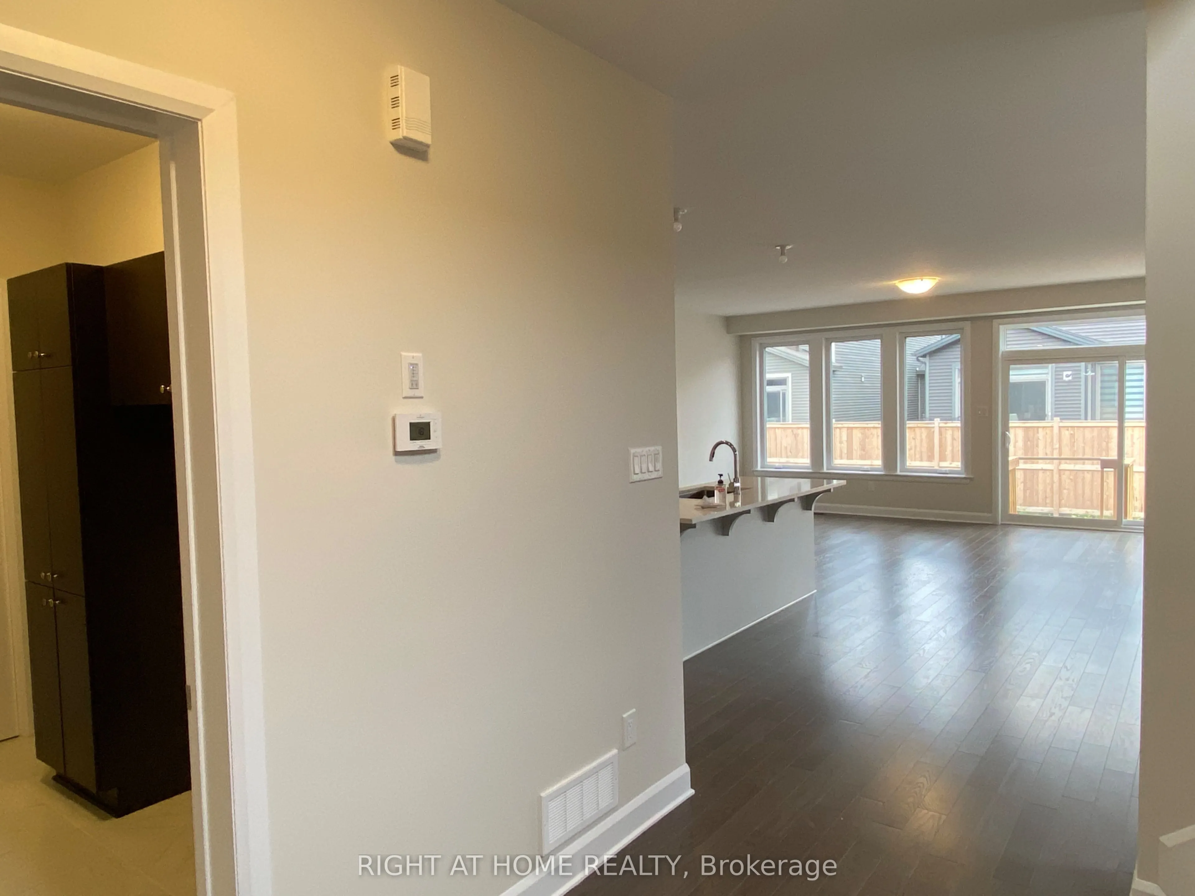 608 MOONFLOWER Crescent