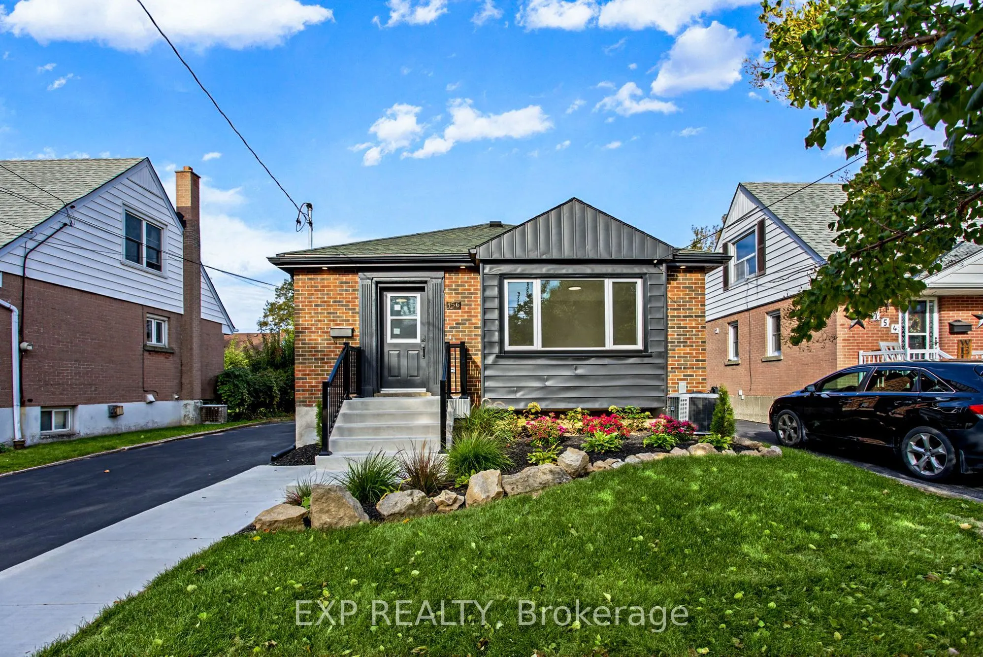 156 E36th Street #Upper