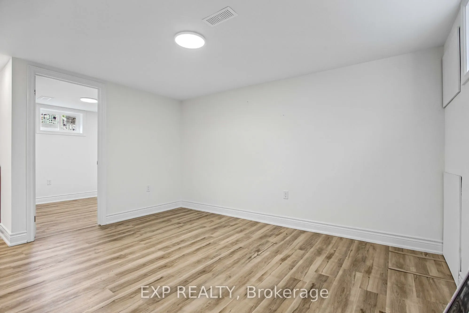 156 E36th Street #Lower