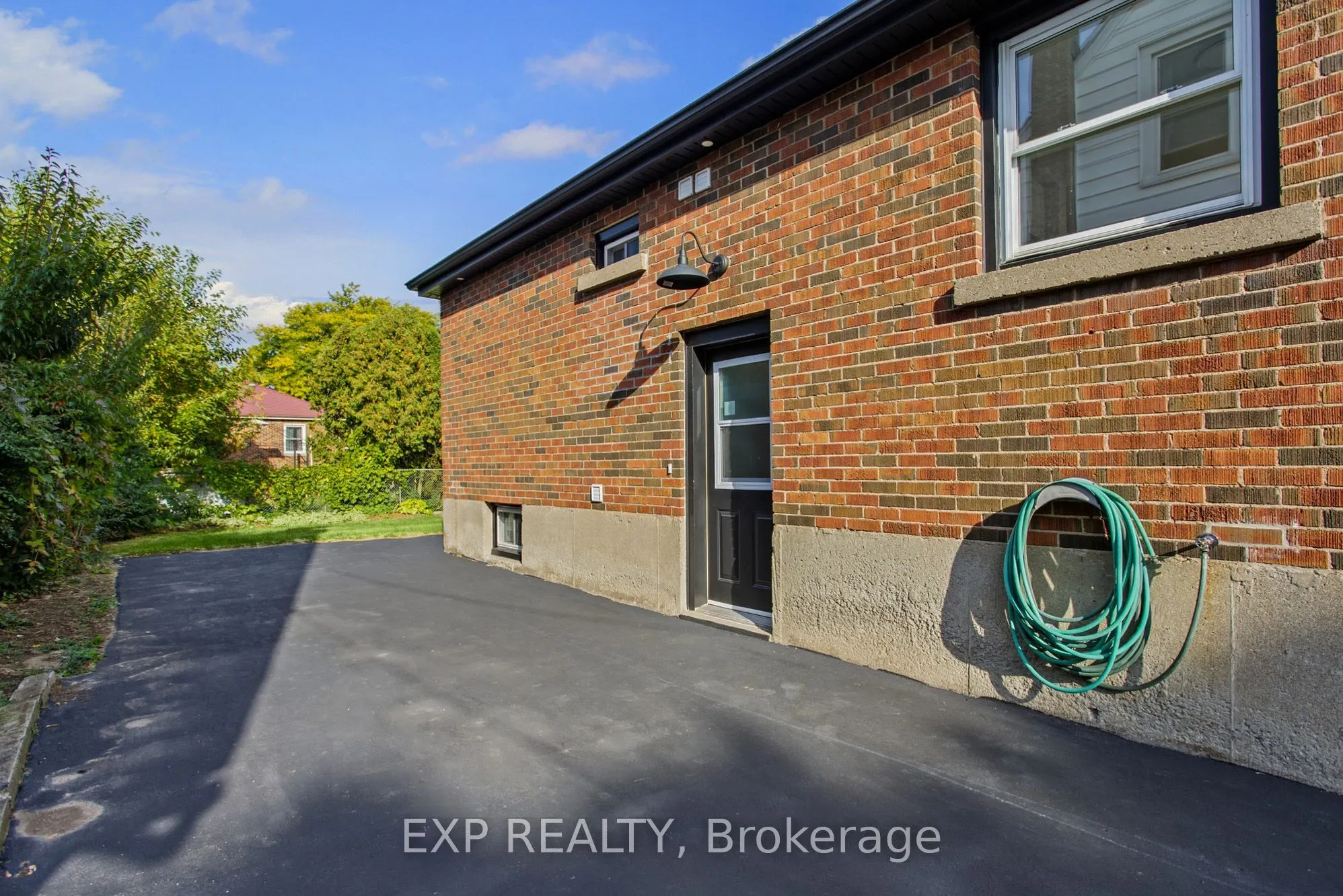 156 E36th Street #Lower