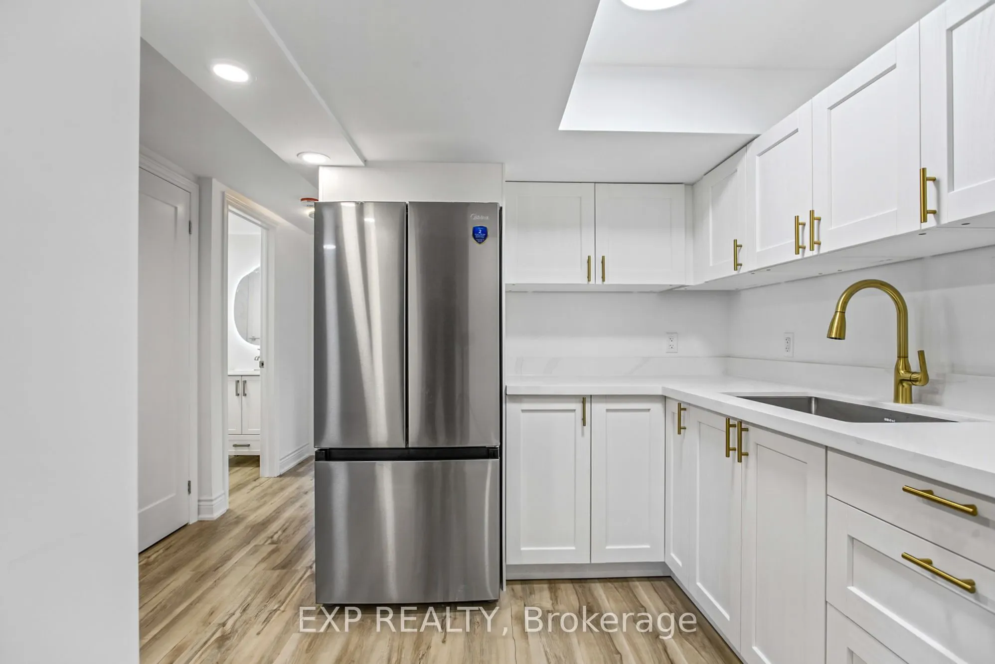 156 E36th Street #Lower