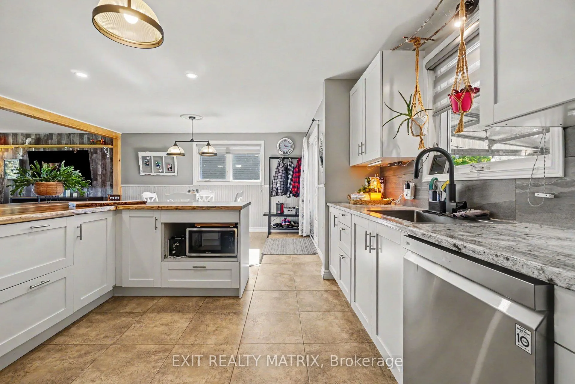 1548 Landry Road