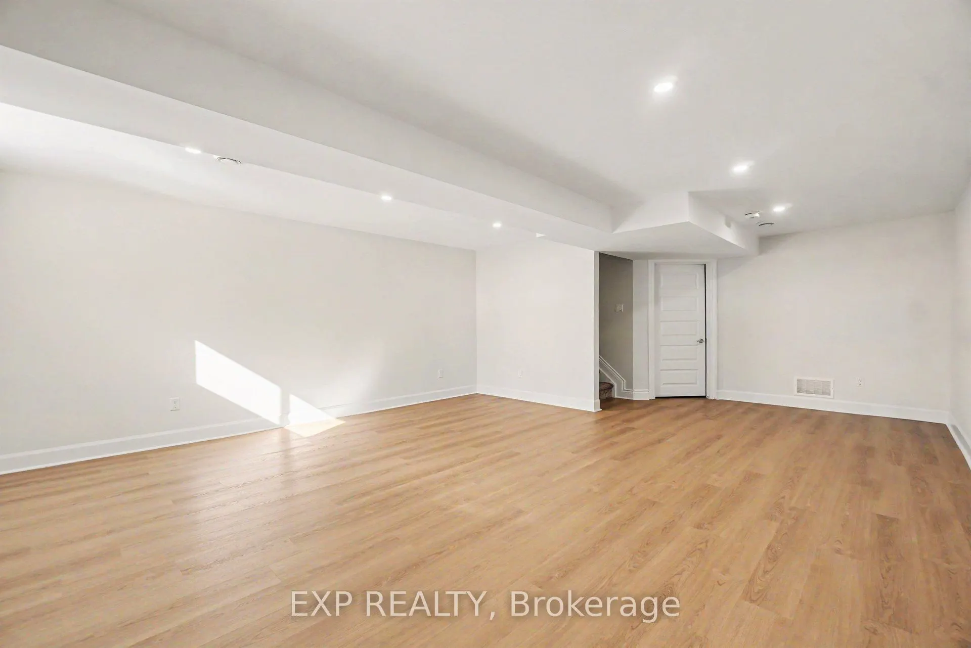 202 St Malo Place