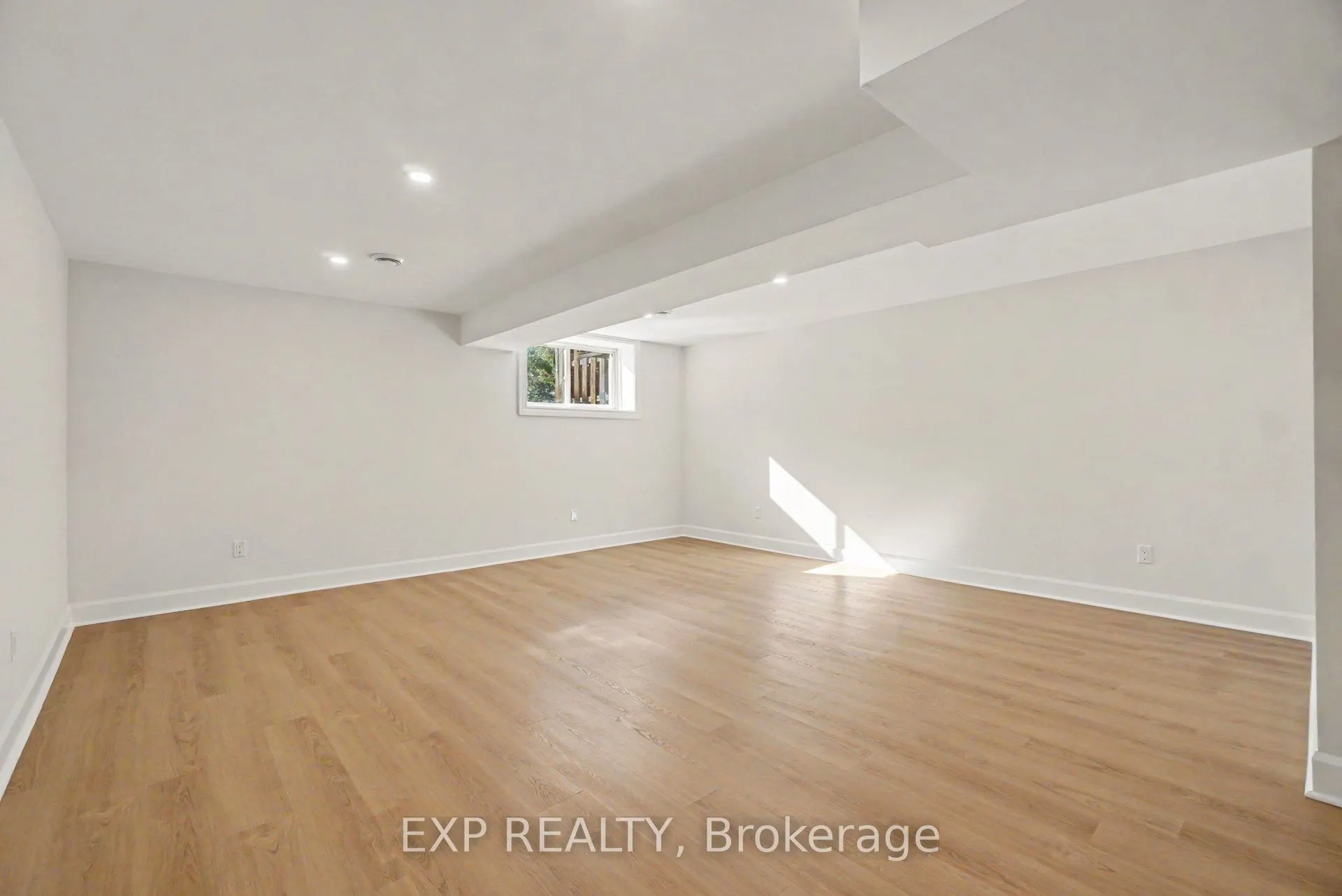 202 St Malo Place