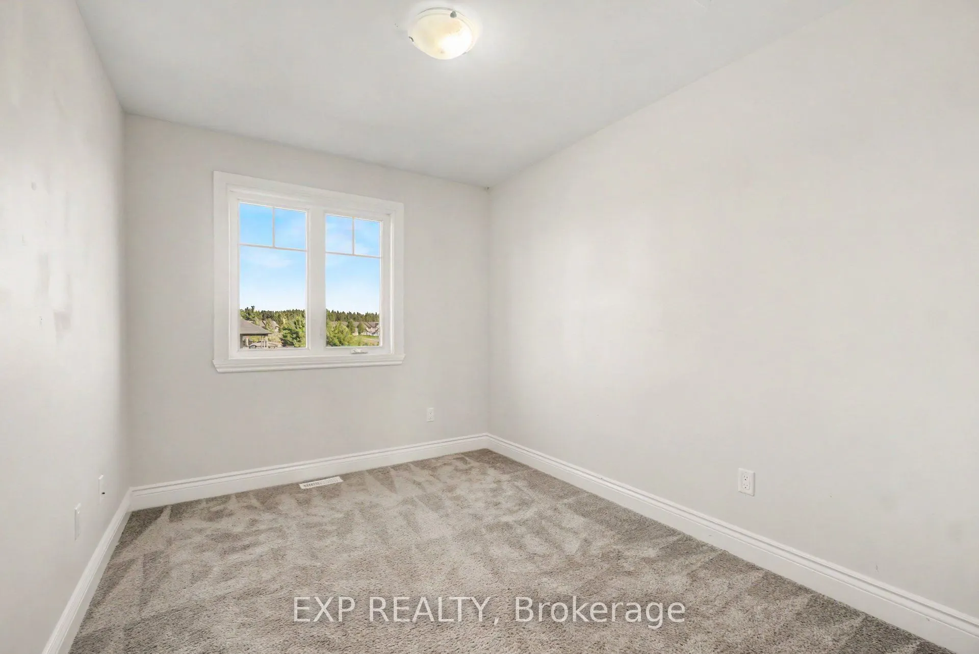 202 St Malo Place
