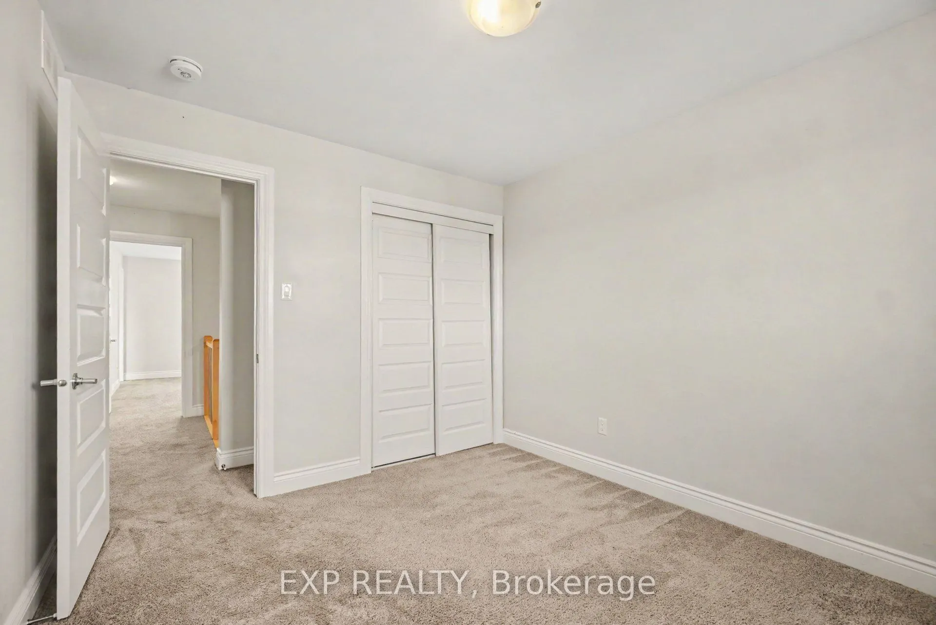 202 St Malo Place