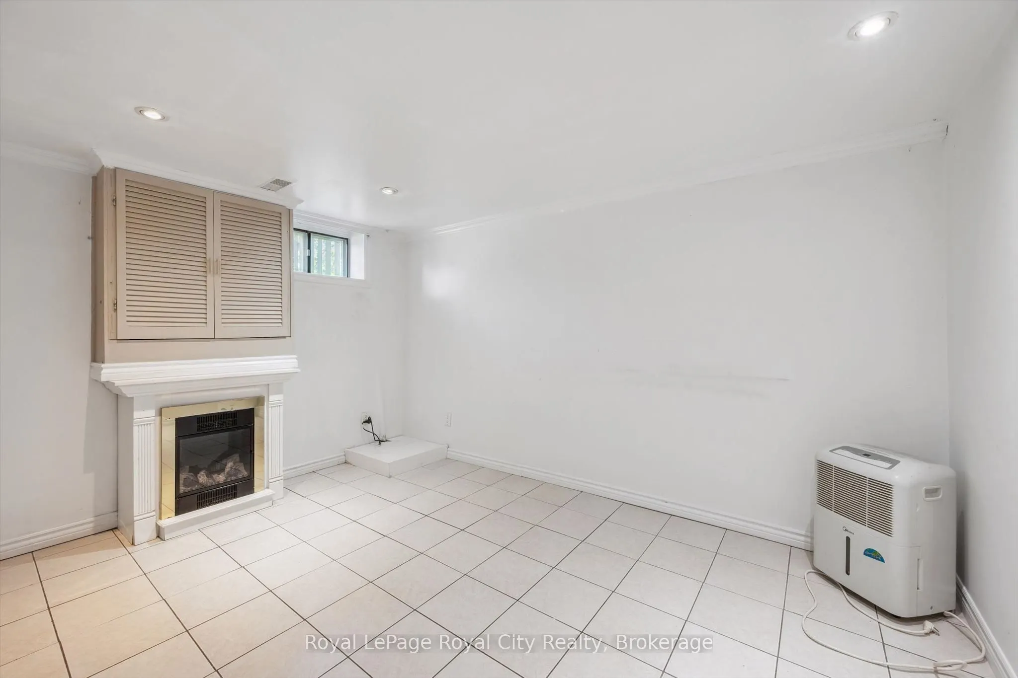 39 Ridgewood Avenue