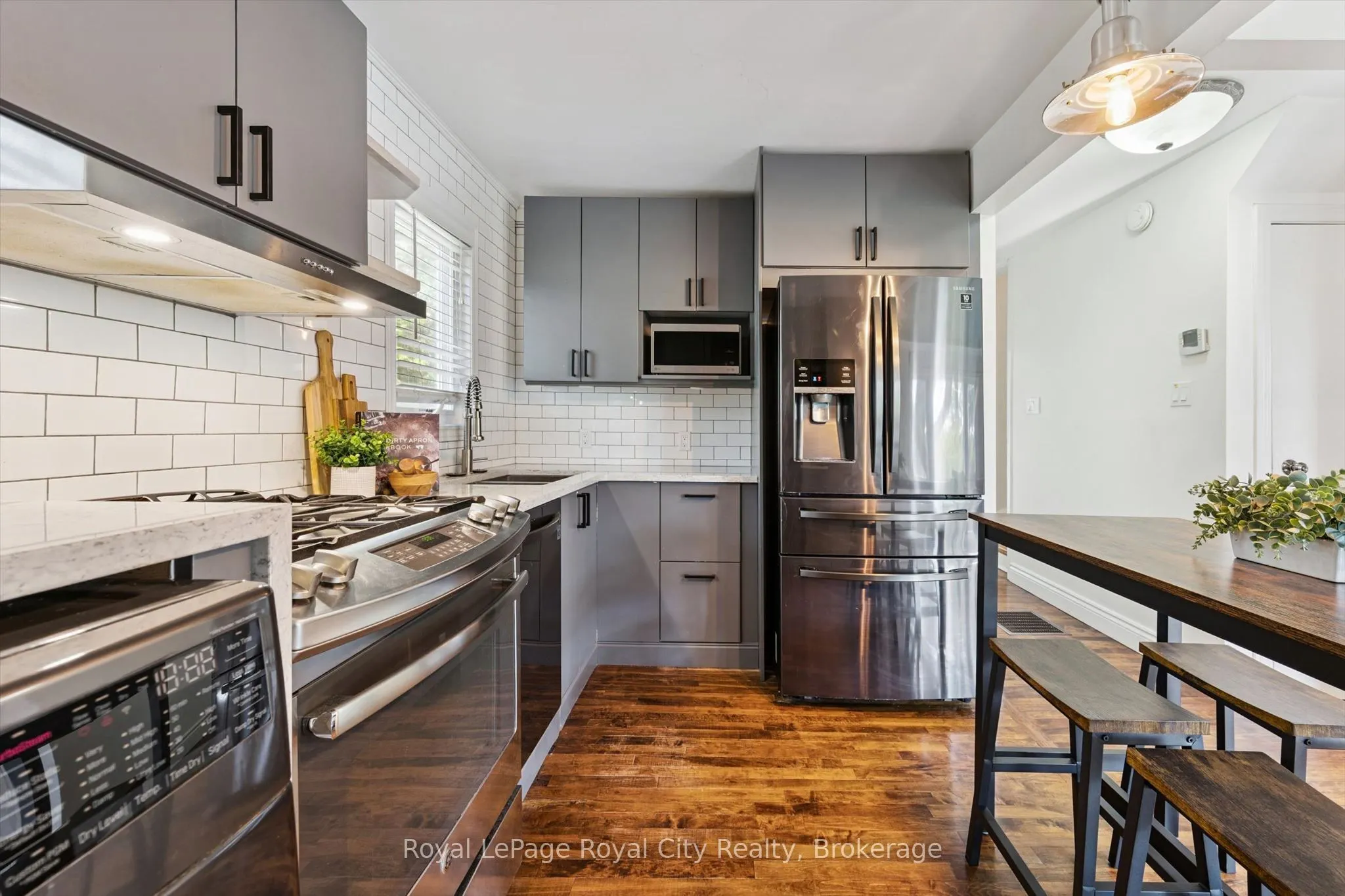 39 Ridgewood Avenue