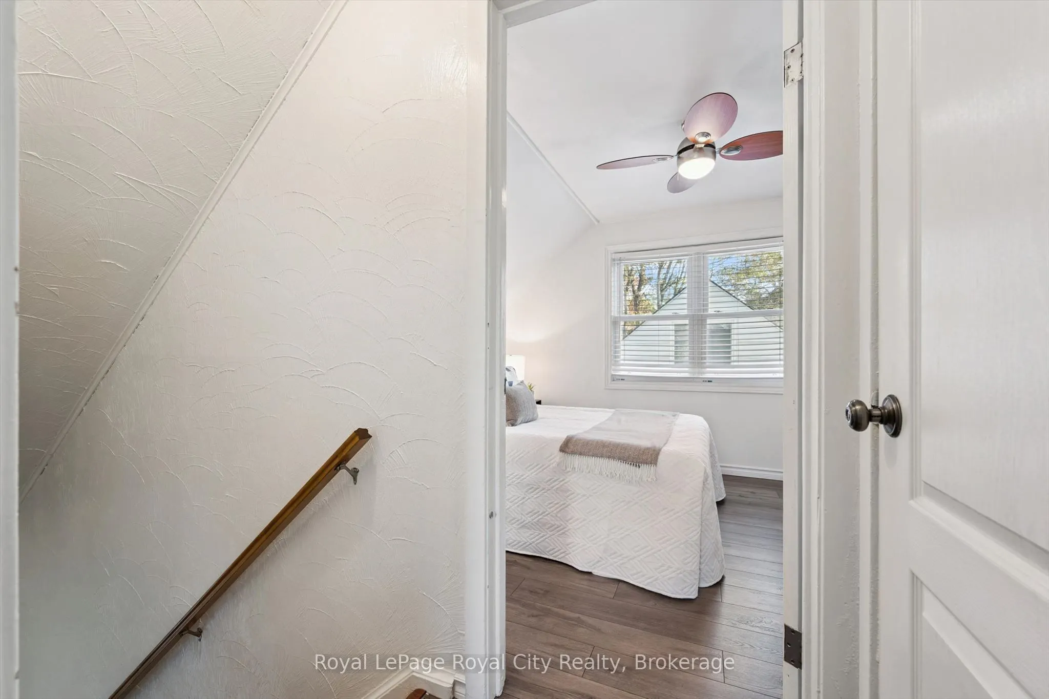 39 Ridgewood Avenue