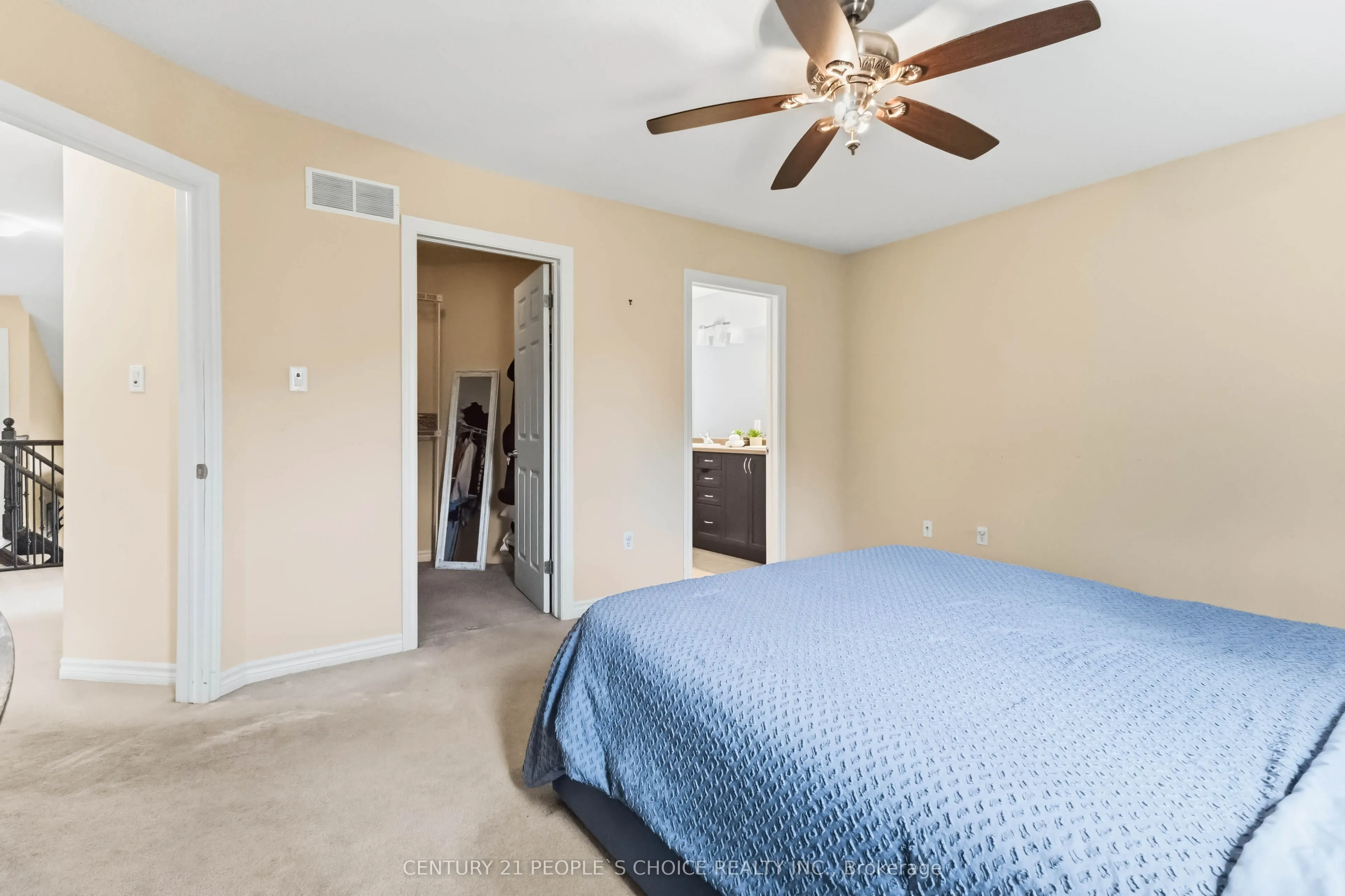 400 Skyline Avenue #15