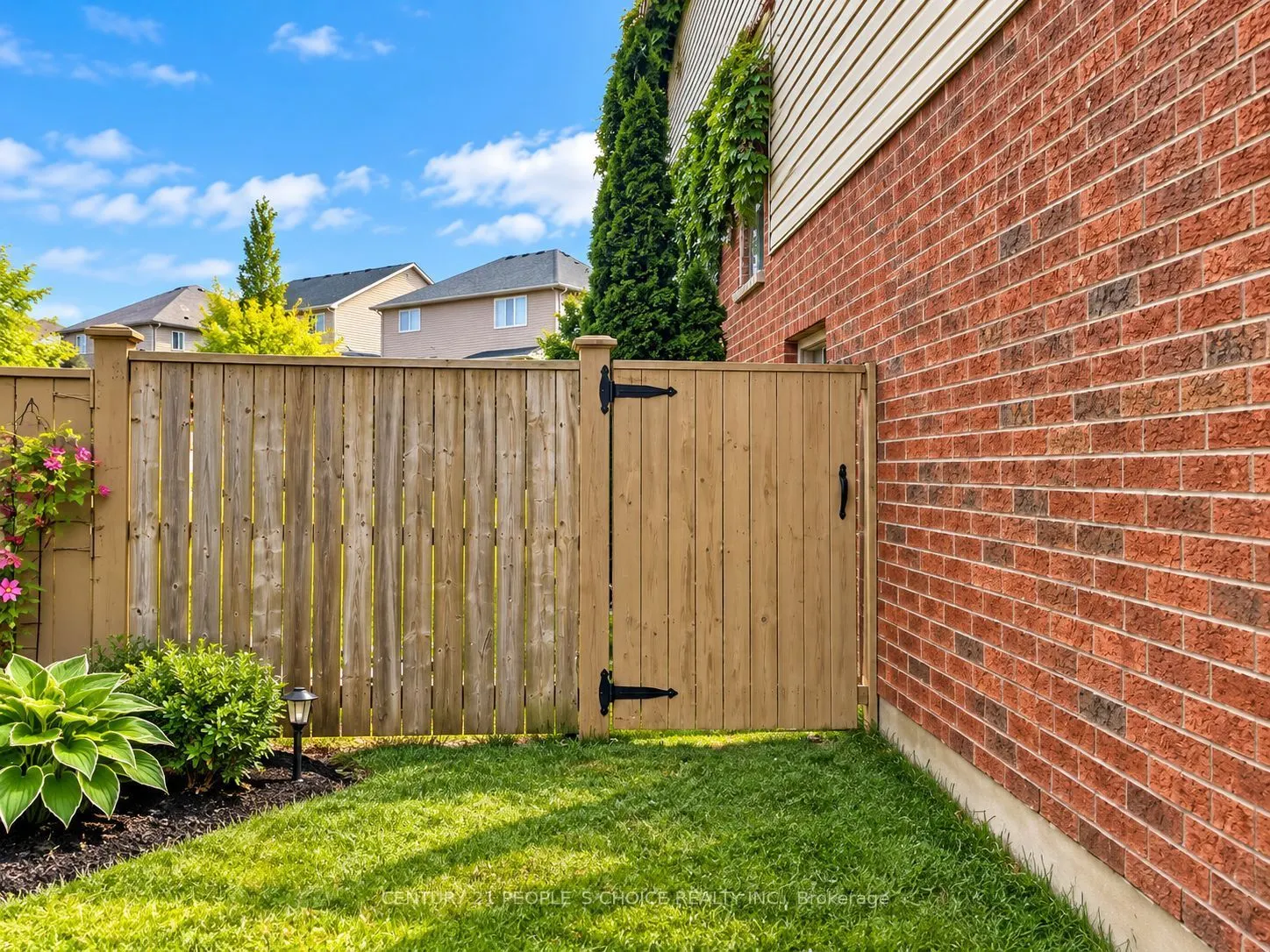 400 Skyline Avenue #15