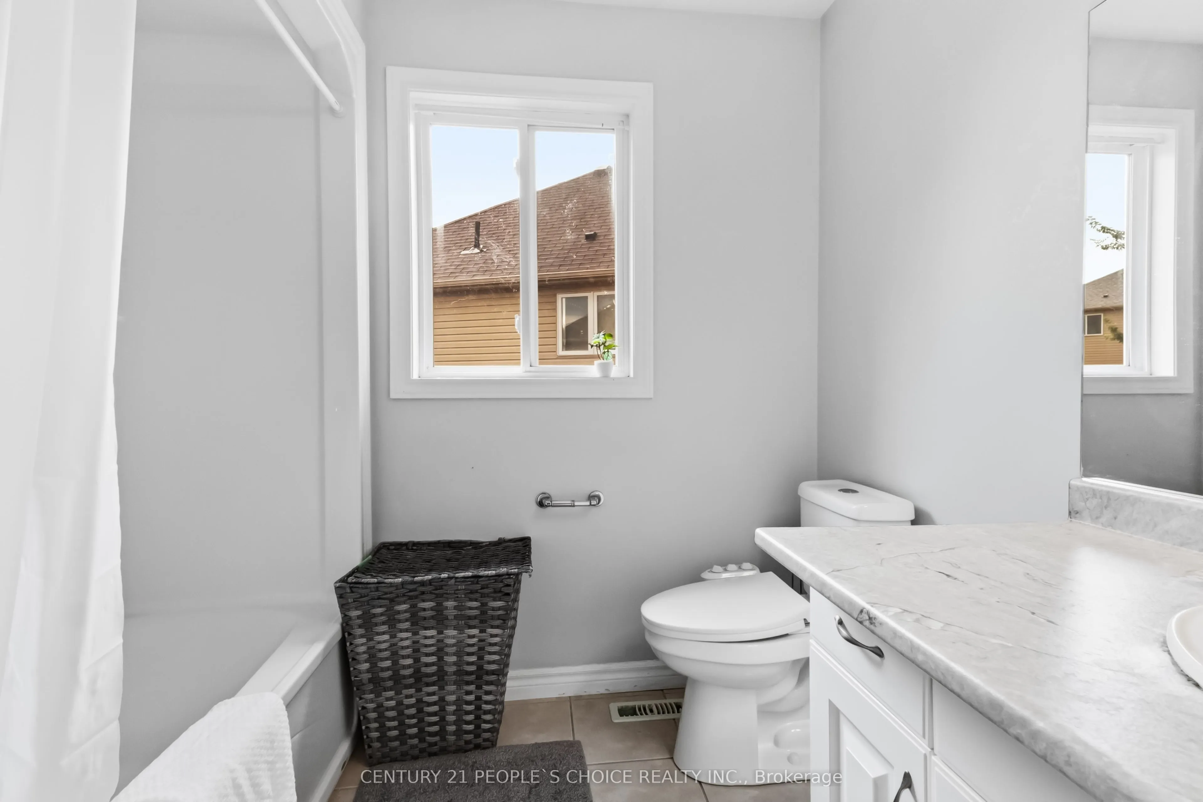 400 Skyline Avenue #15
