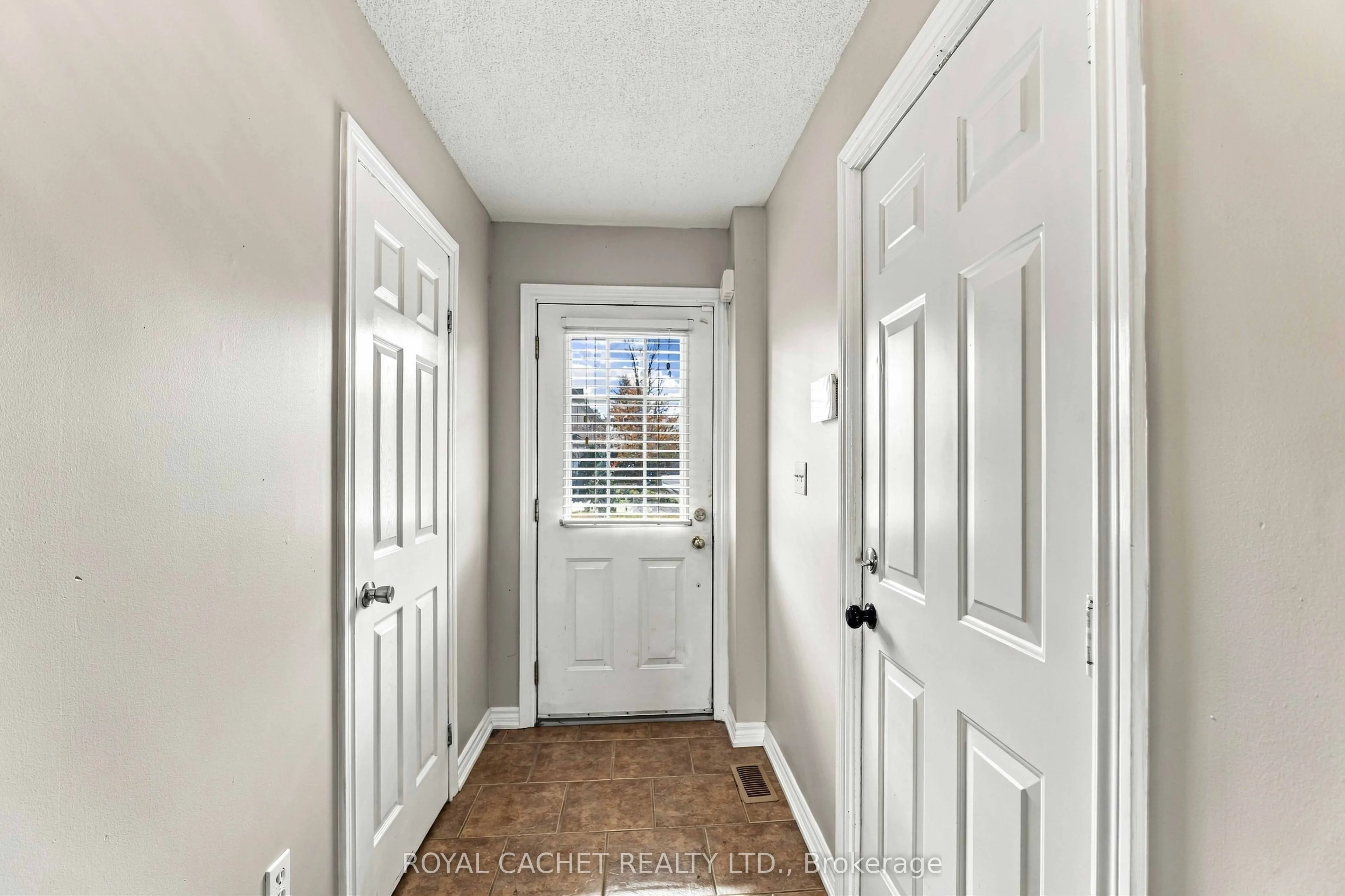 39 Pinewoods Drive #44