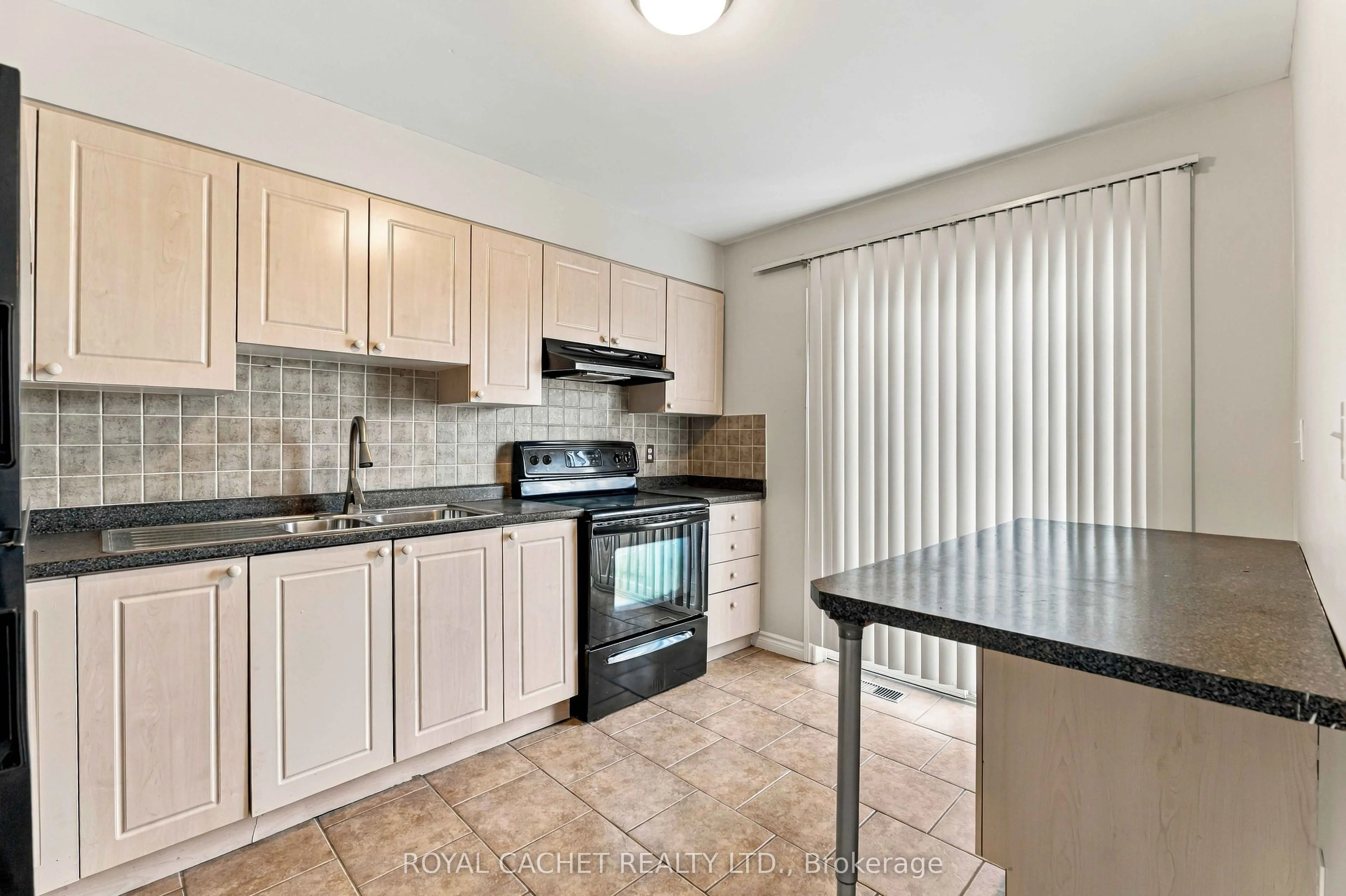 39 Pinewoods Drive #44