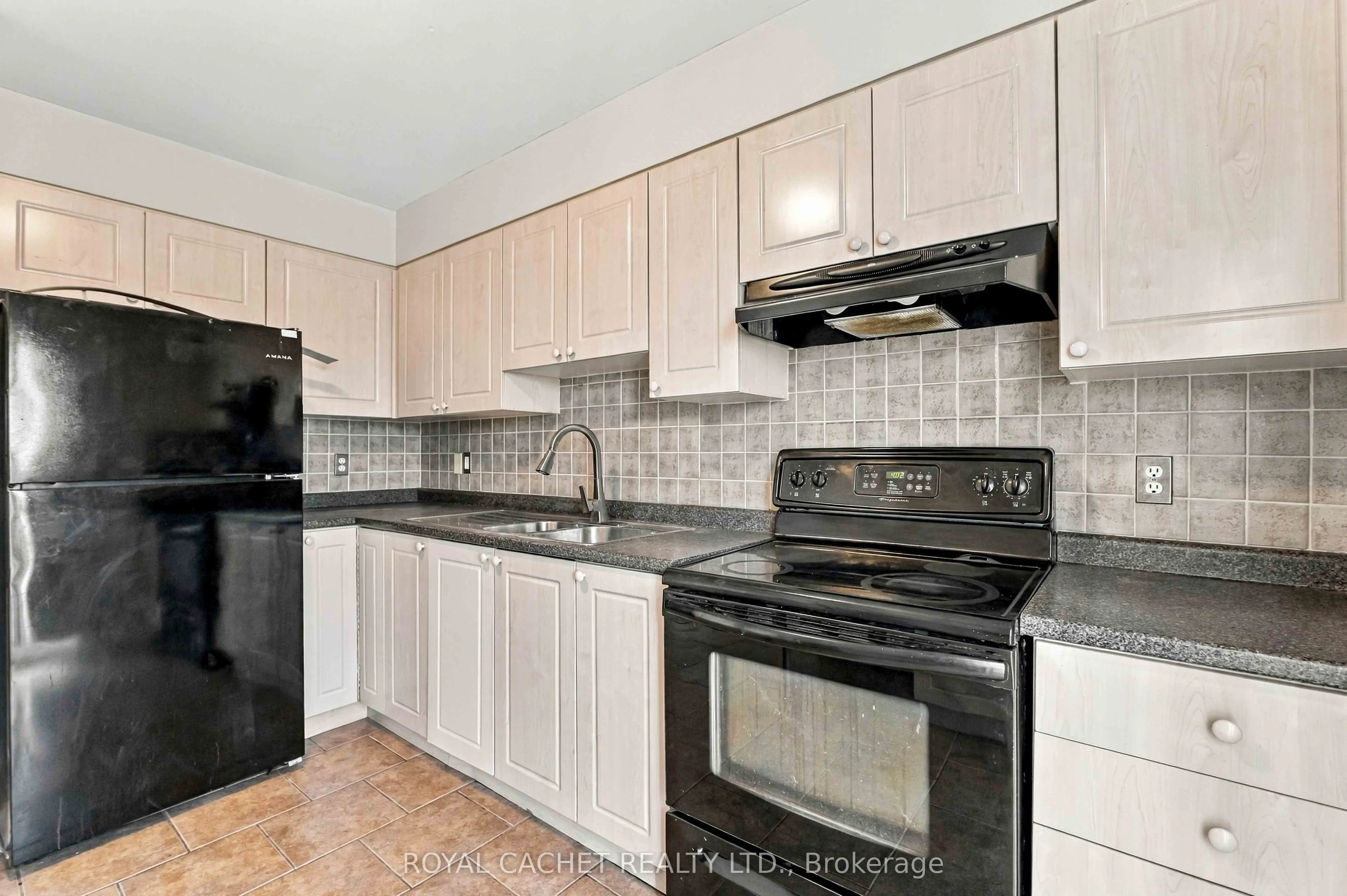 39 Pinewoods Drive #44