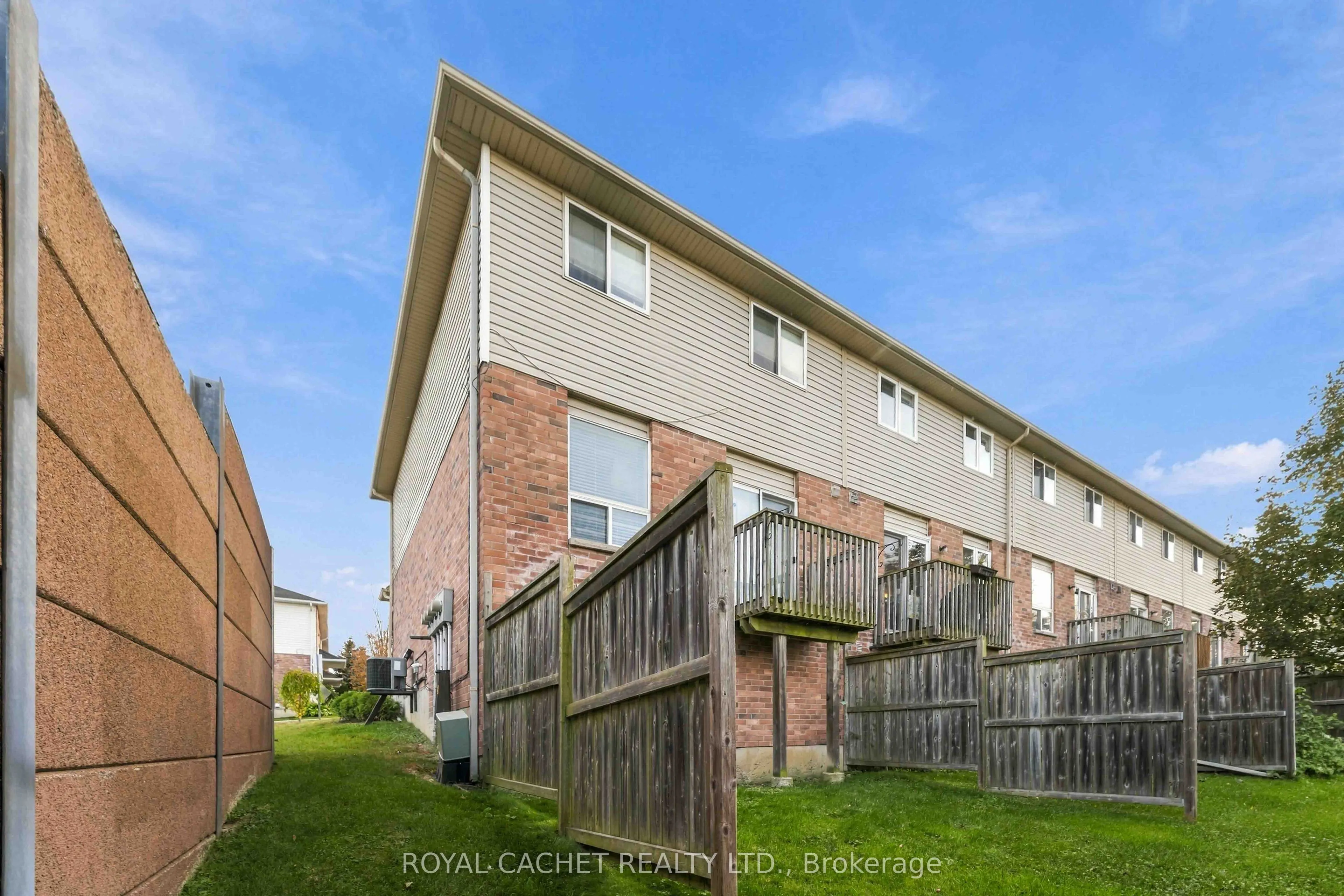 39 Pinewoods Drive #44