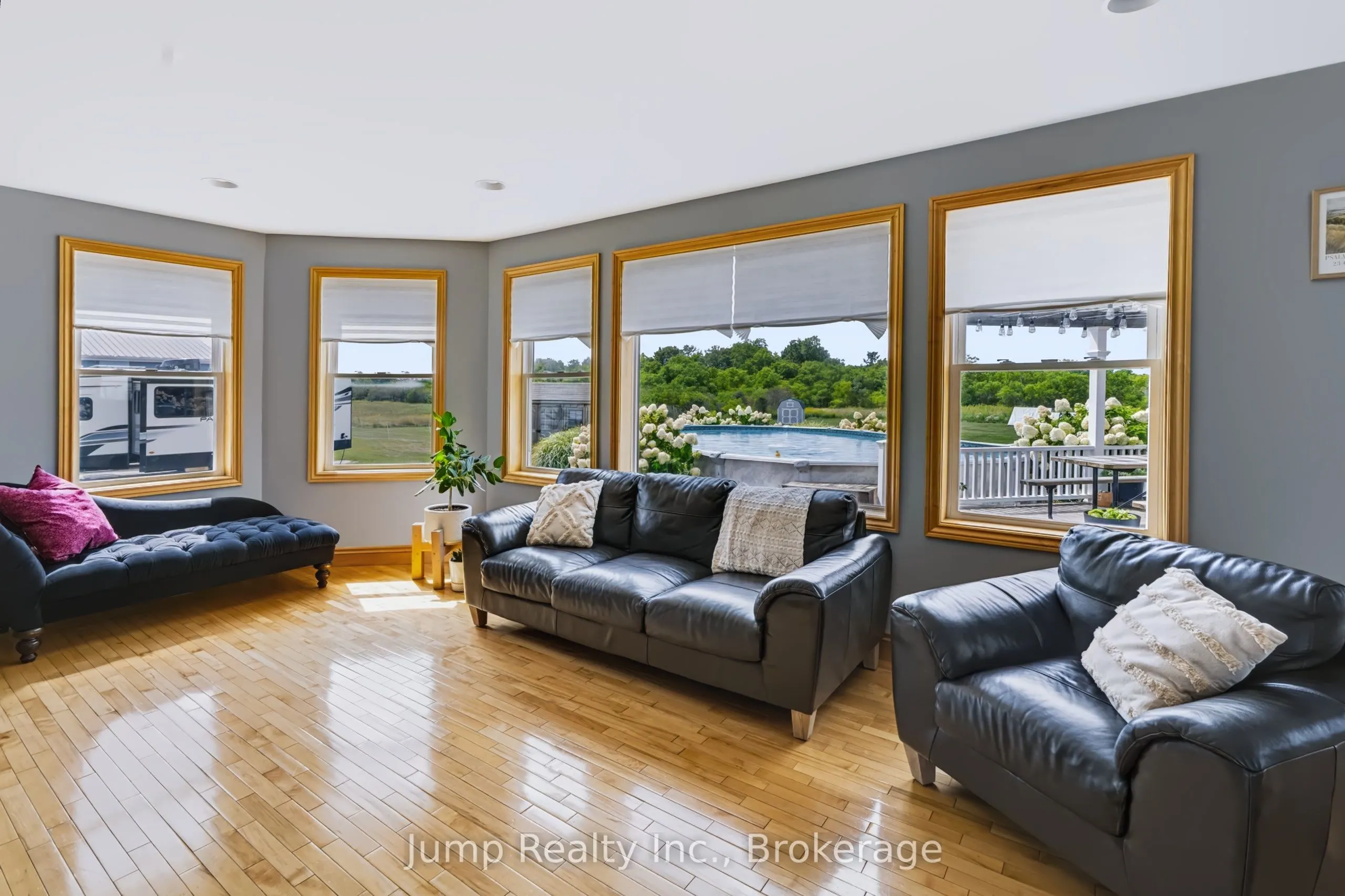 1951 Brigden Road