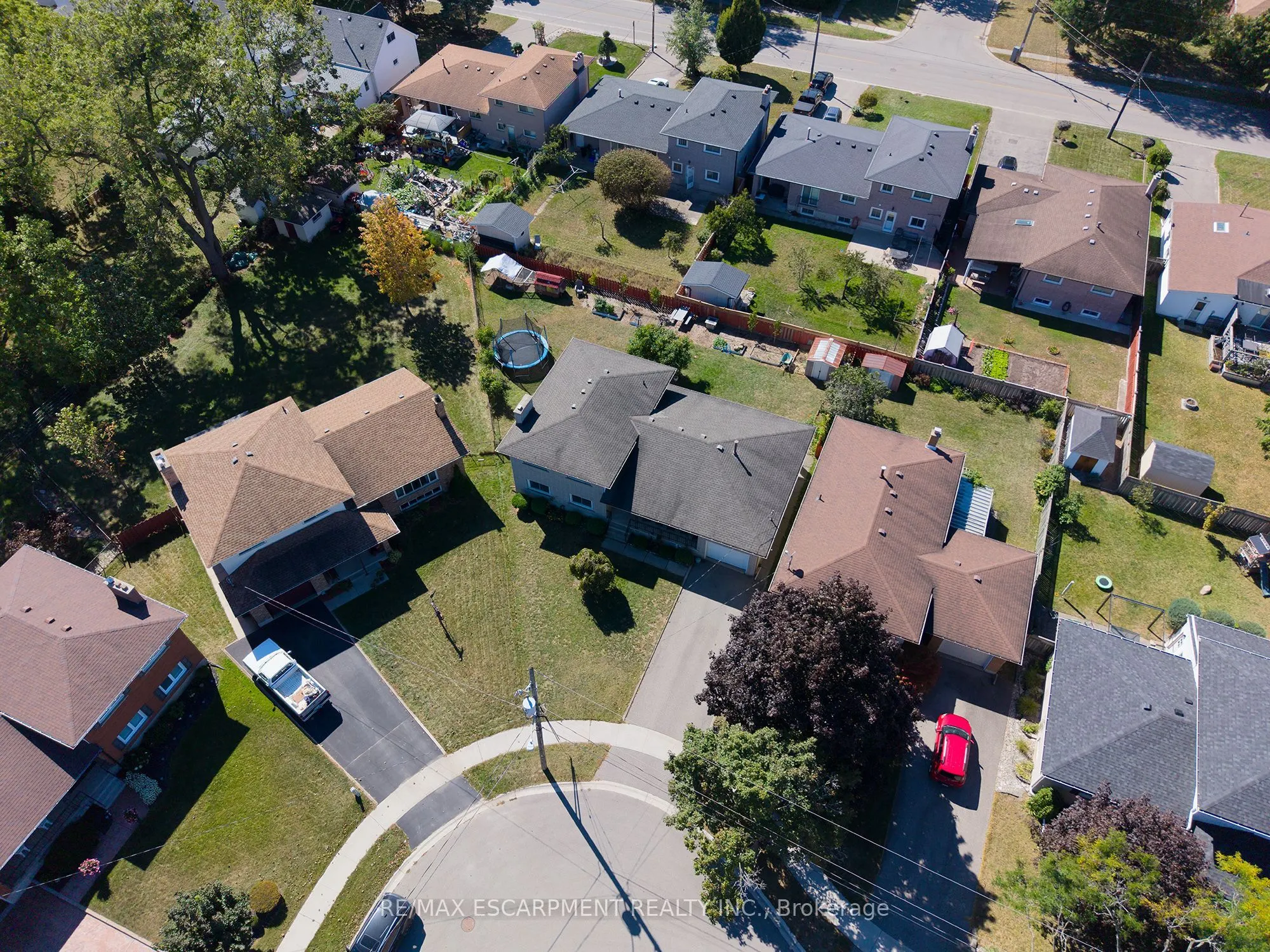 32 Avondale Crescent