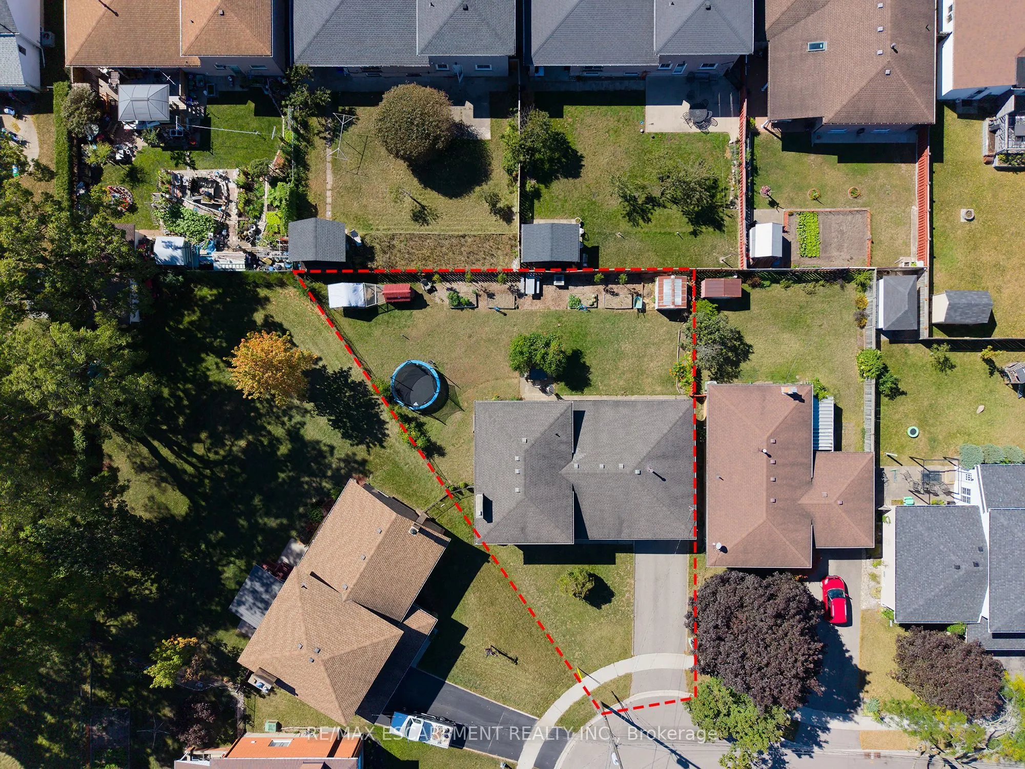 32 Avondale Crescent