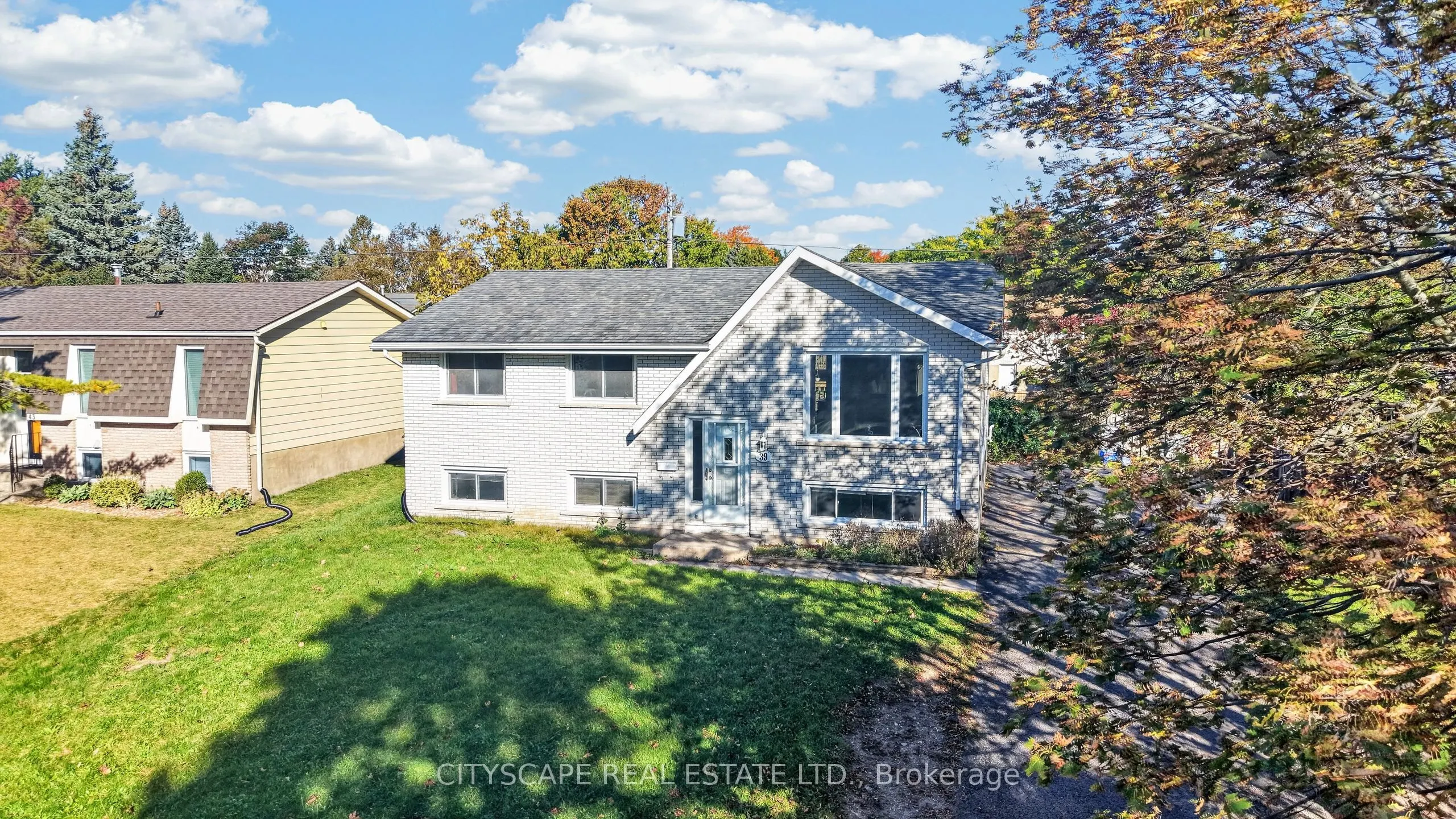 39 Huff Avenue