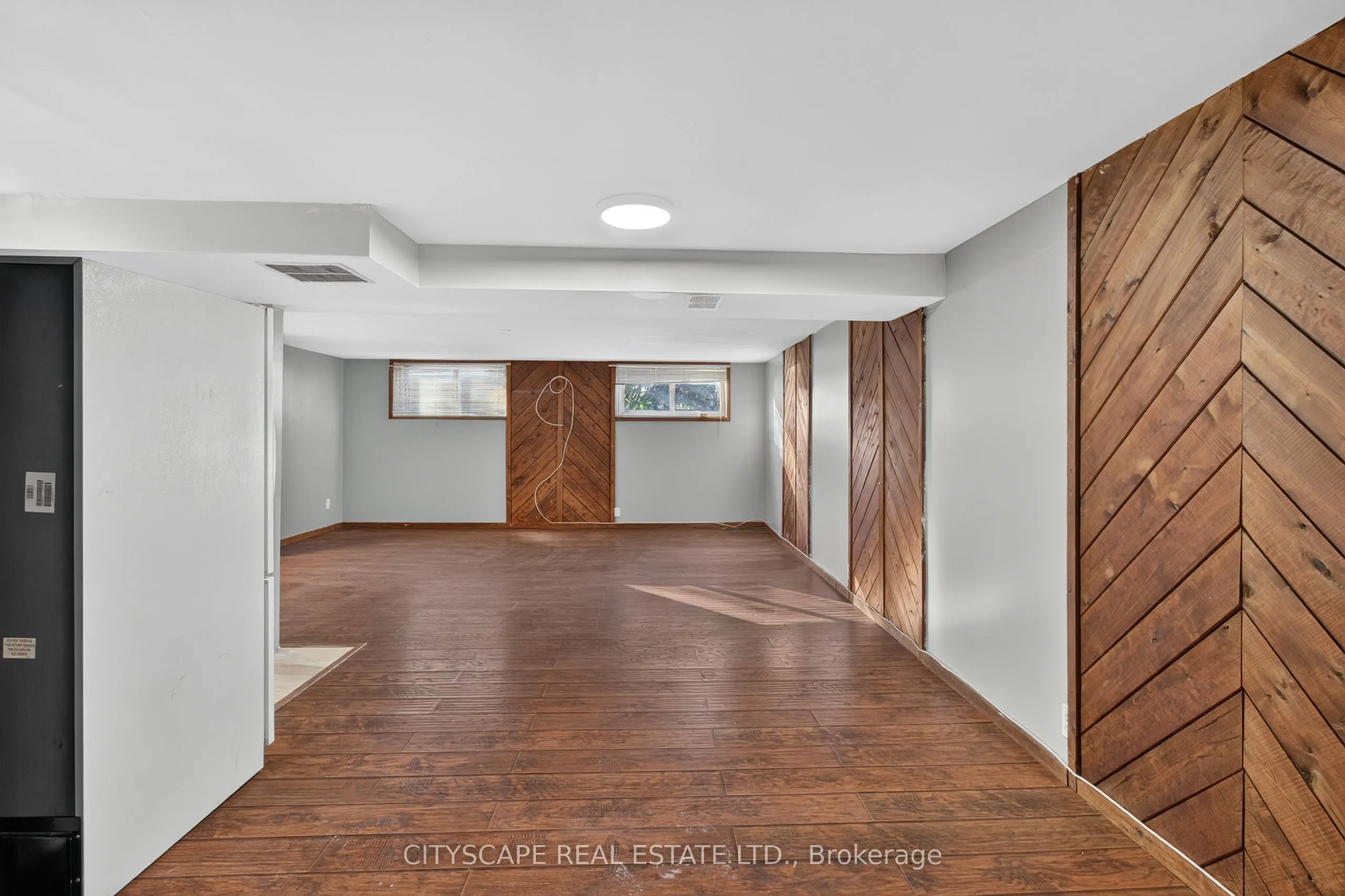 39 Huff Avenue