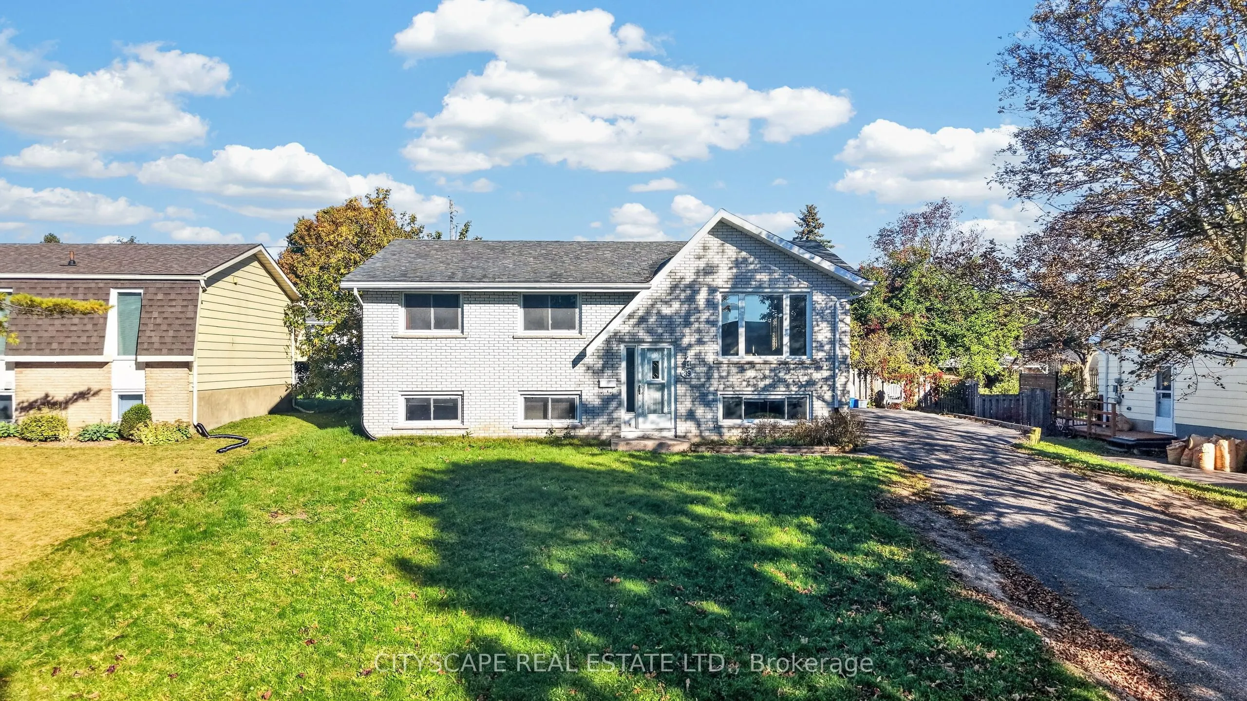 39 Huff Avenue
