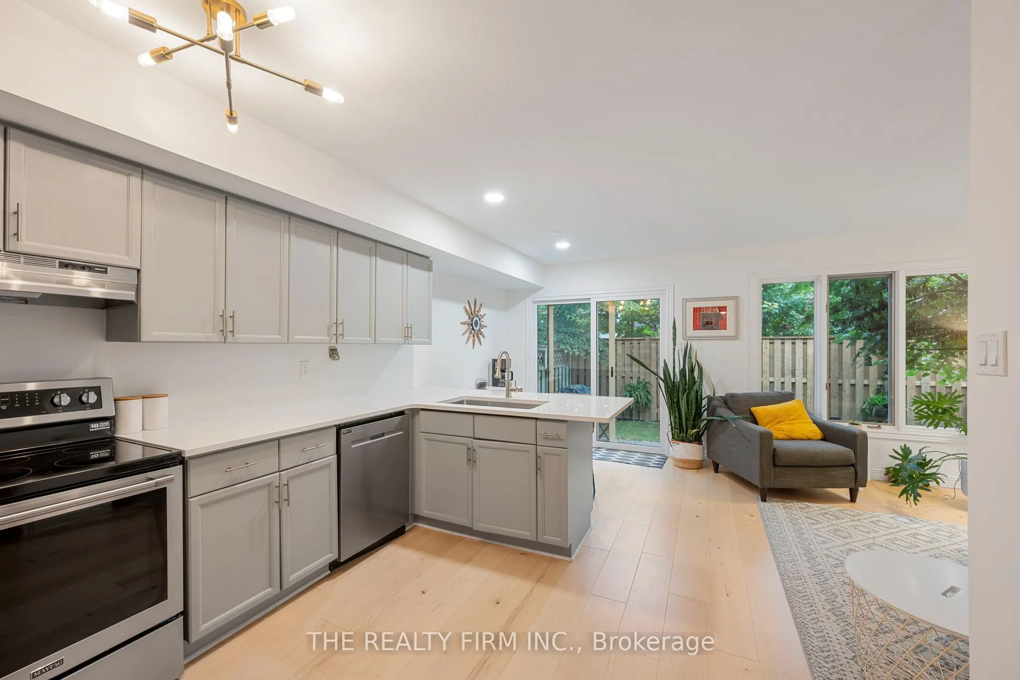 810 Maitland Street #12