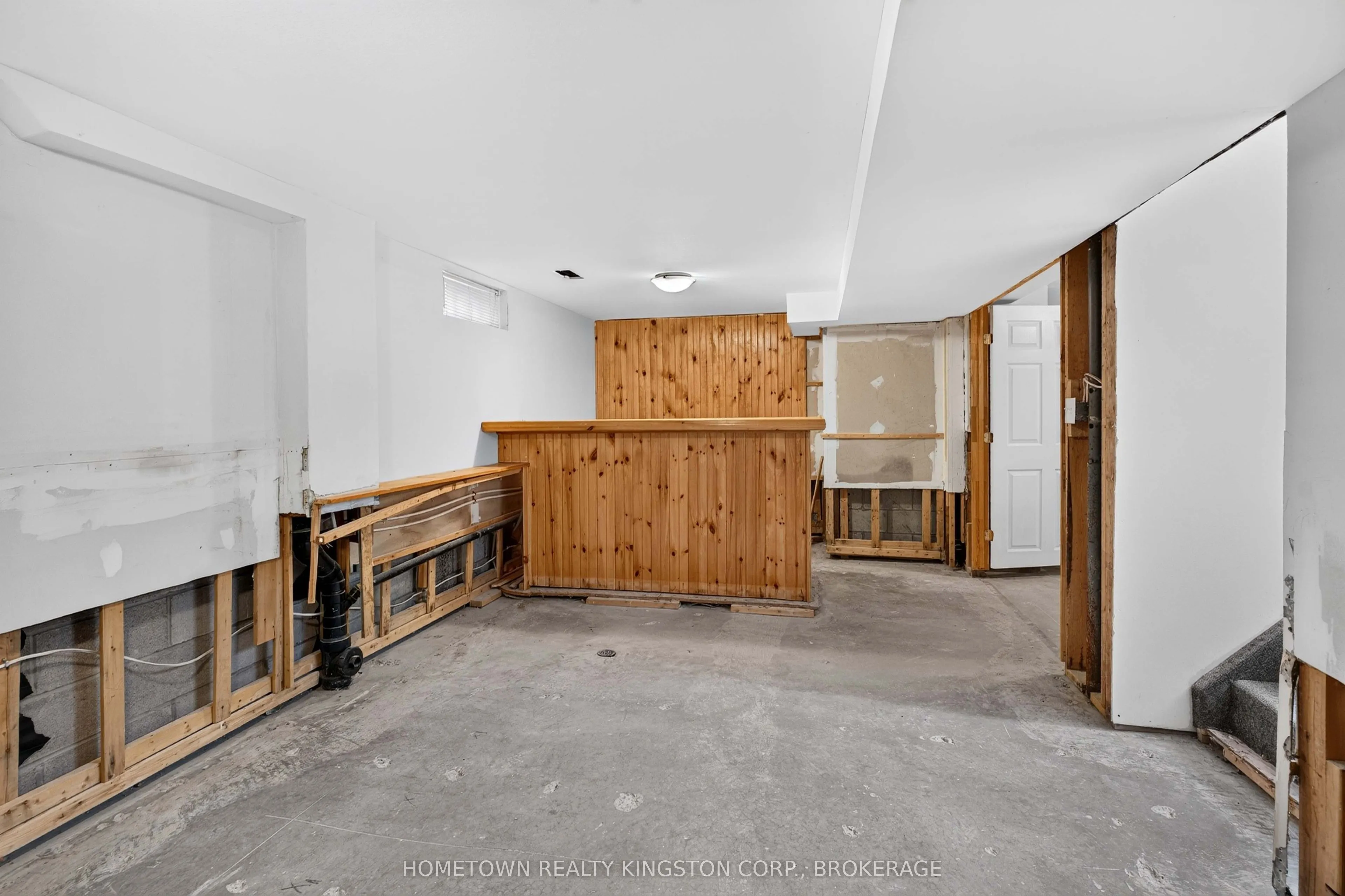 1096 Willowood Drive