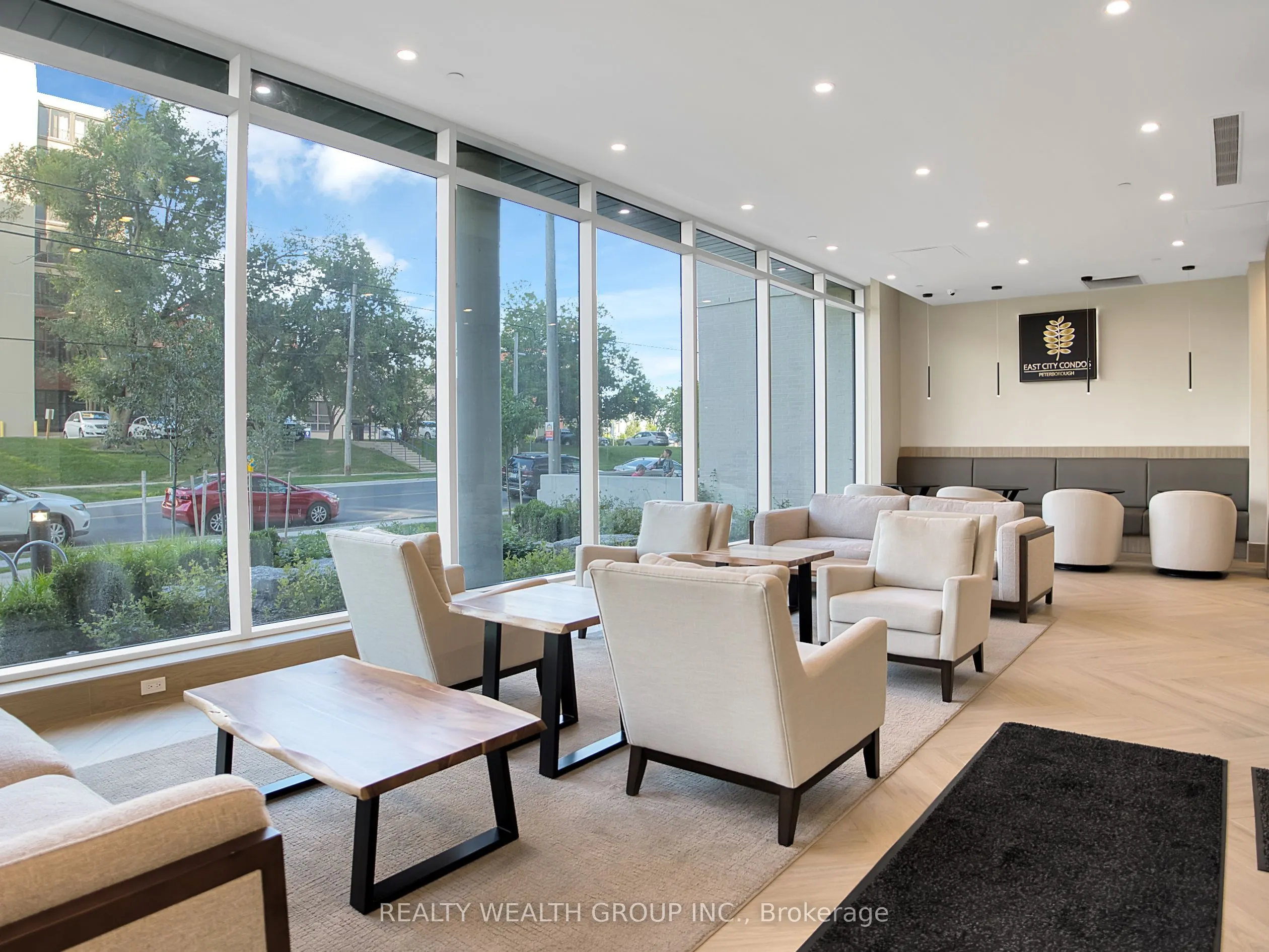 195 Hunter Street E #409