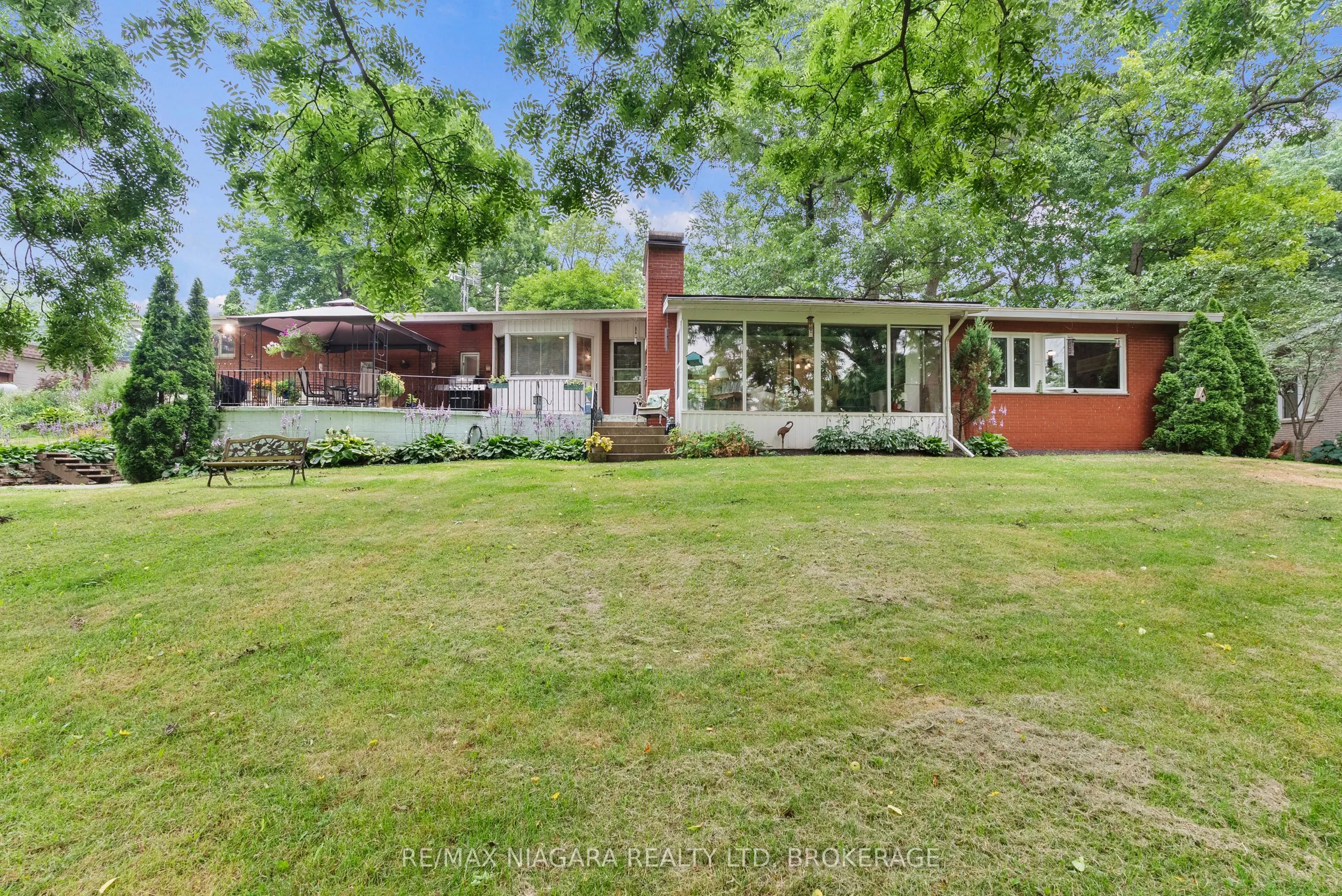 46 Melrose Drive