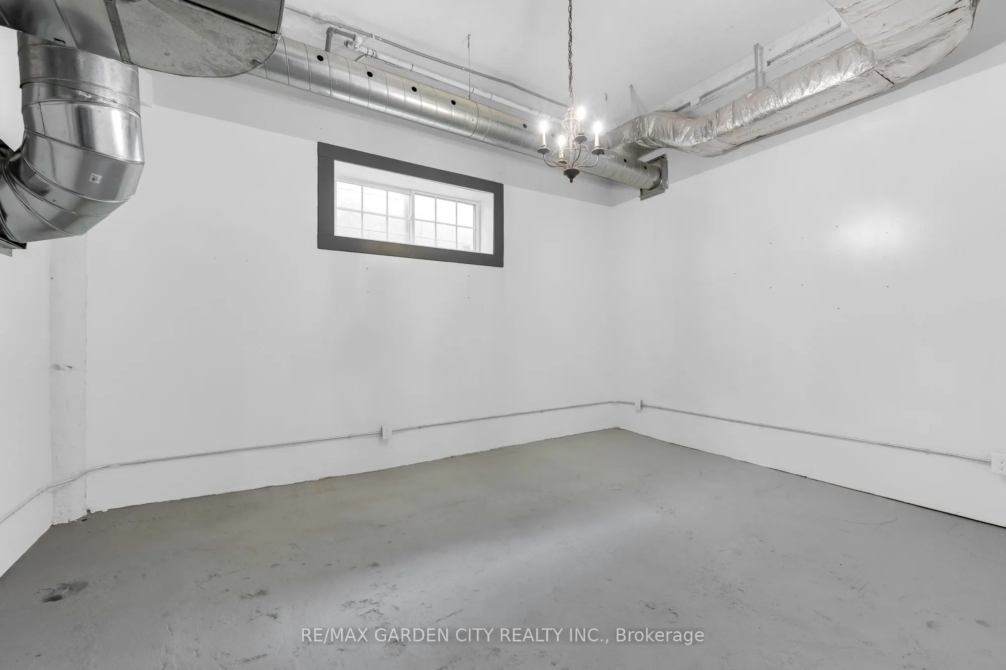 16 Myrtle Avenue #4 Lower