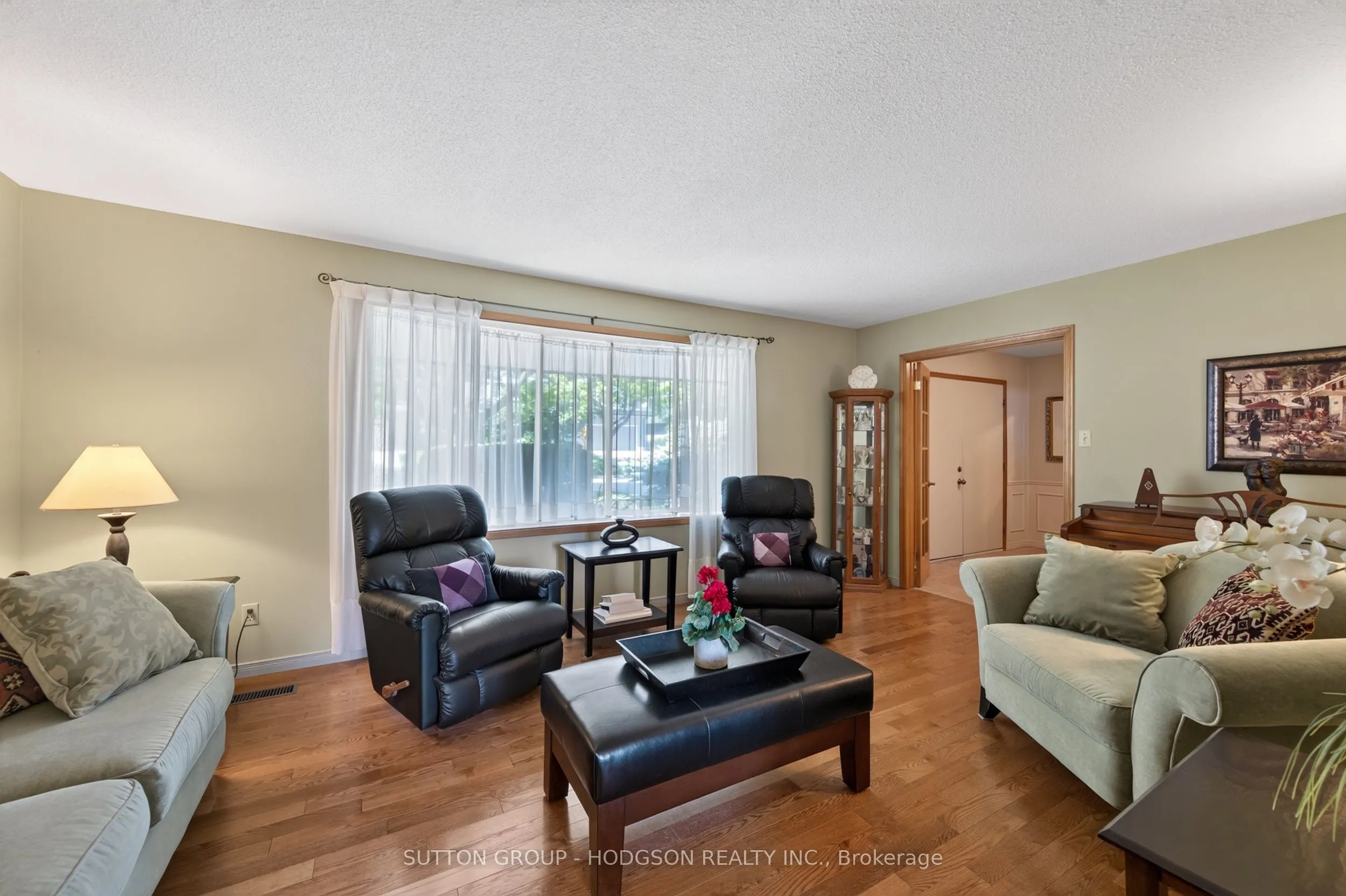 738 Cranbrook Road