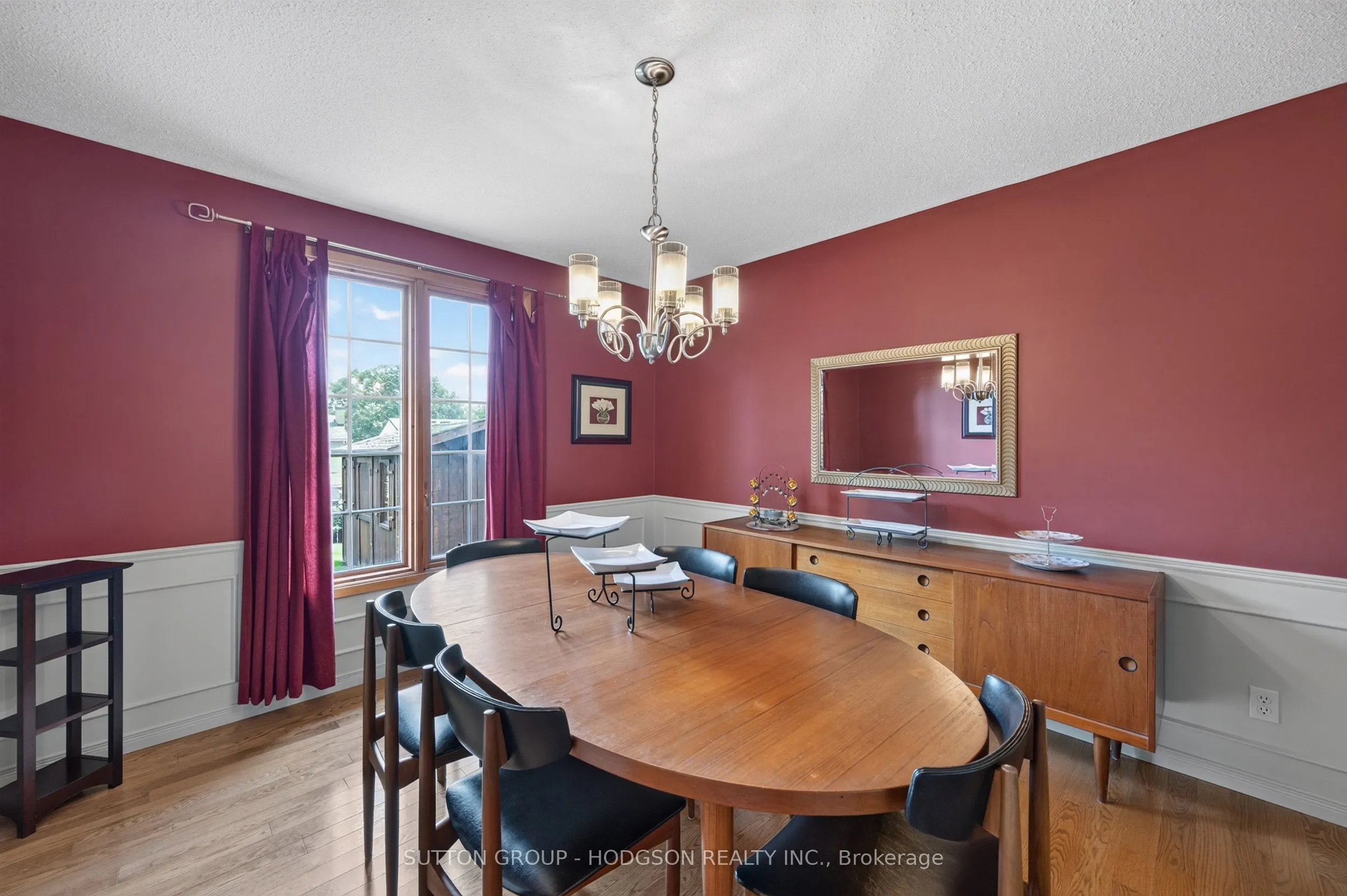 738 Cranbrook Road