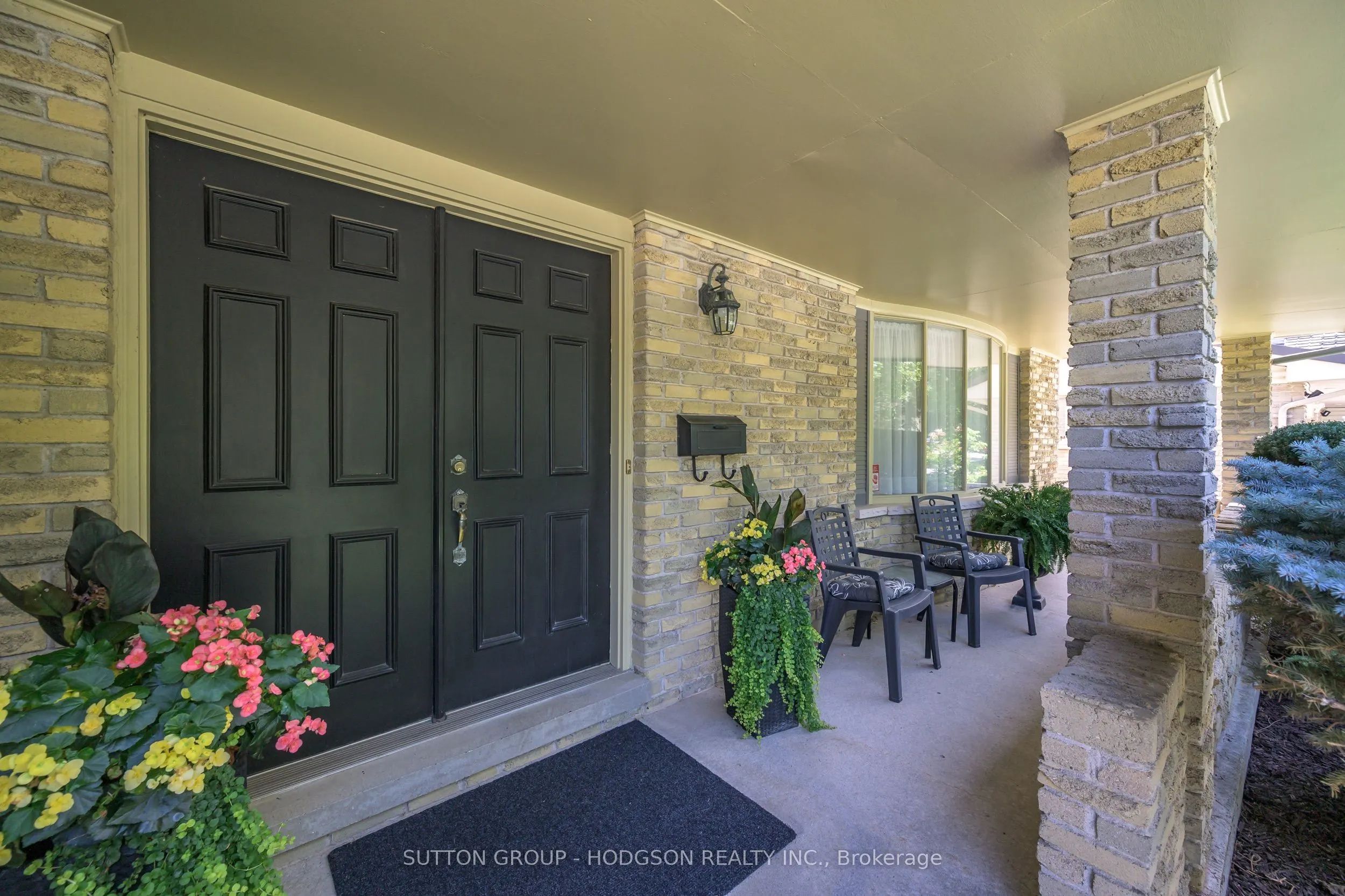 738 Cranbrook Road