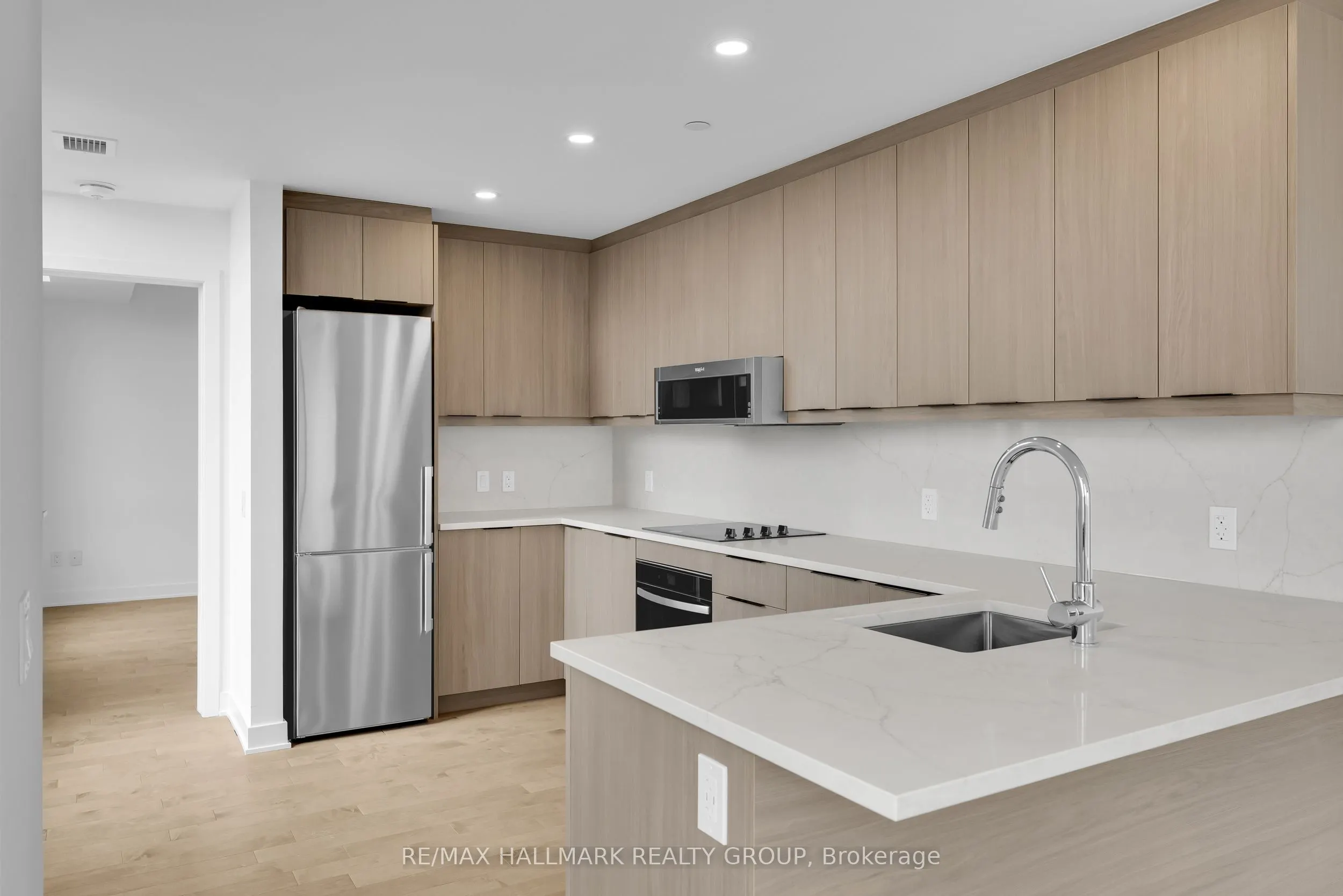 340 Queen Street #2604