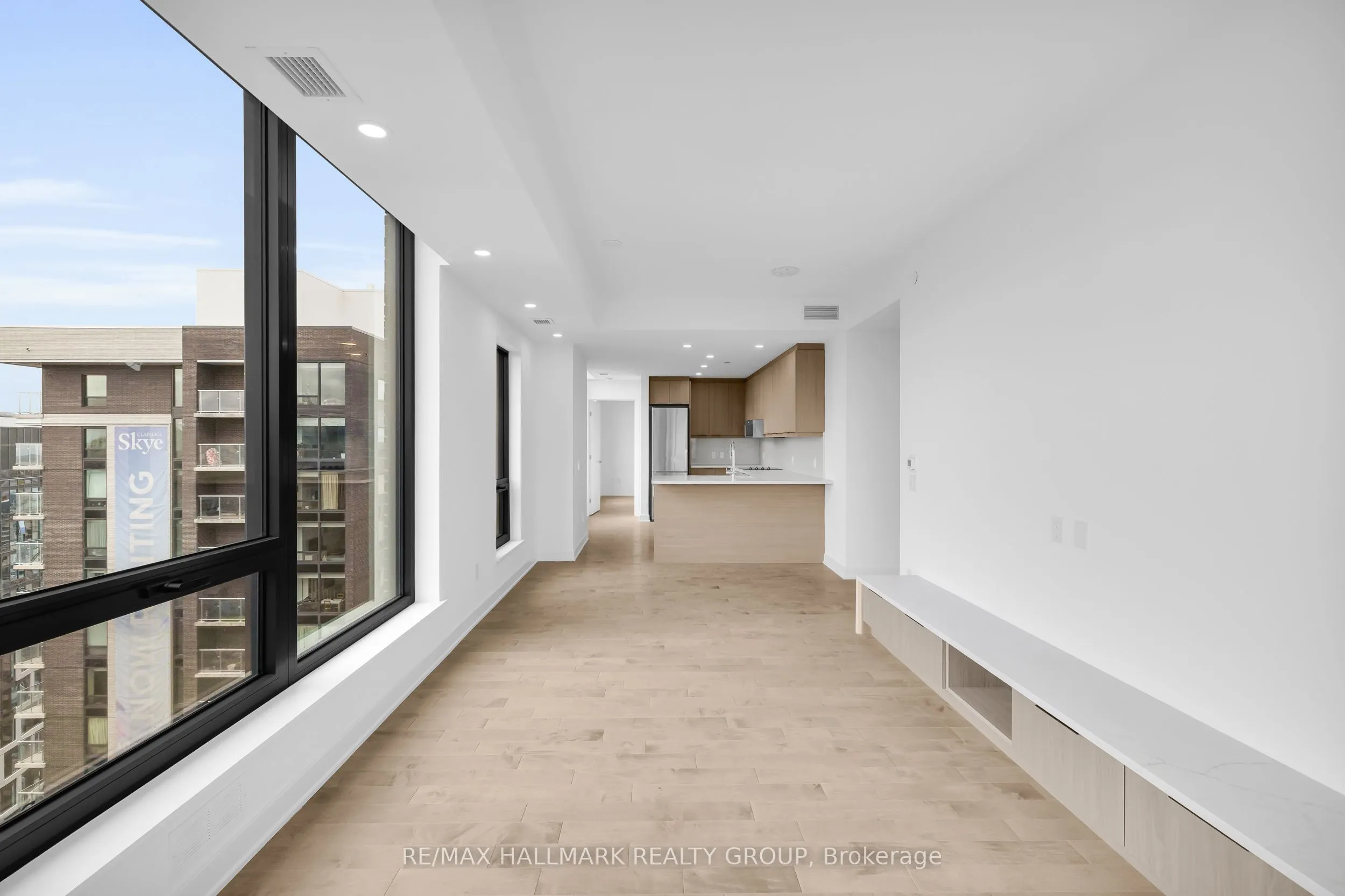 340 Queen Street #2604